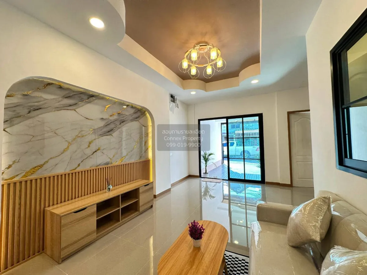 For Sale Townhouse/Townhome  , Baan Rom Ngao Mai , newly renovate