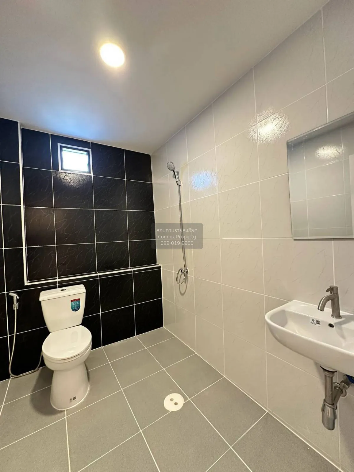 For Sale Townhouse/Townhome  , Baan Rom Ngao Mai , newly renovate