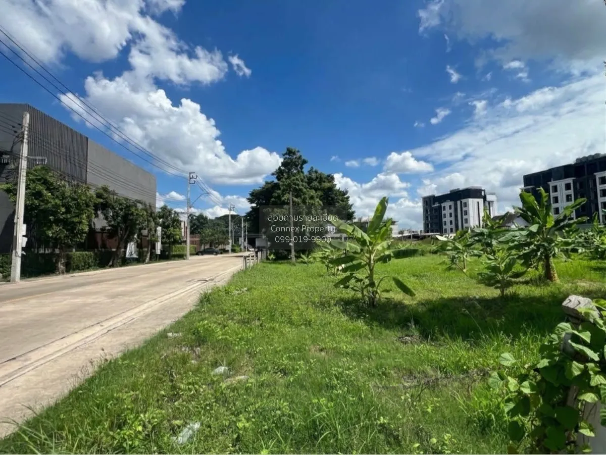 For Sale 1 Rai of Prime Land on Prasert-Manukitch Road 29, Near t 2