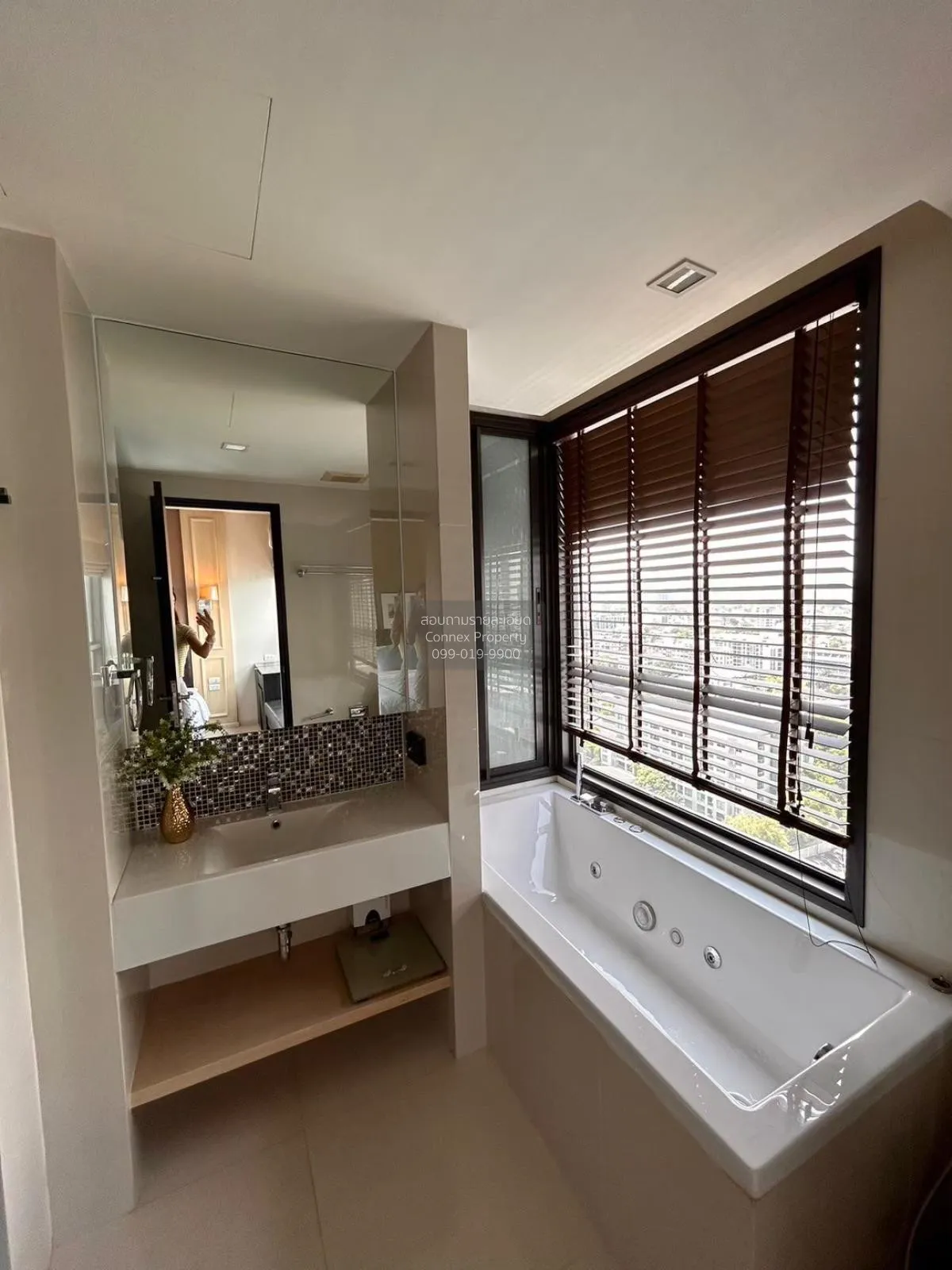 FOR RENT condo , RHYTHM Sukhumvit 44/1 , BTS-Phra Khanong , Phra 