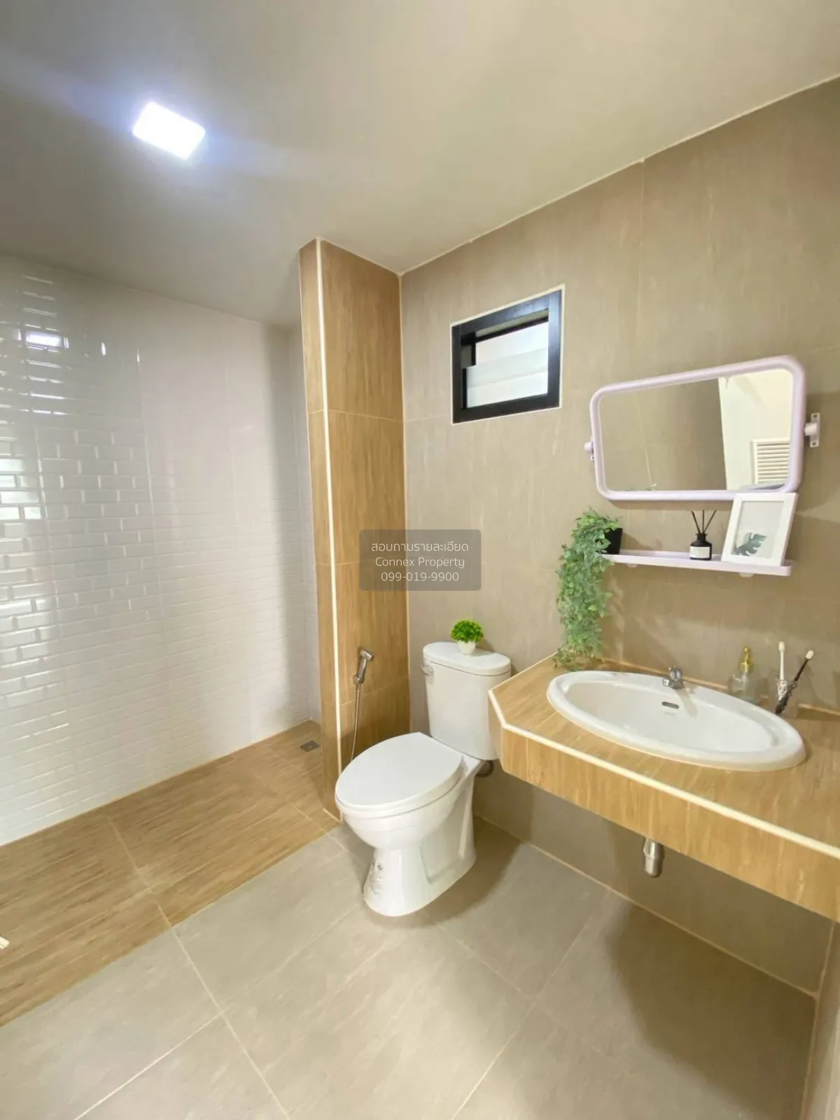 ขายบ้าน  เอกกวิน เลียบคลอง 2 บางชัน เขต คลองสามวา กรุงเทพ CX-1823