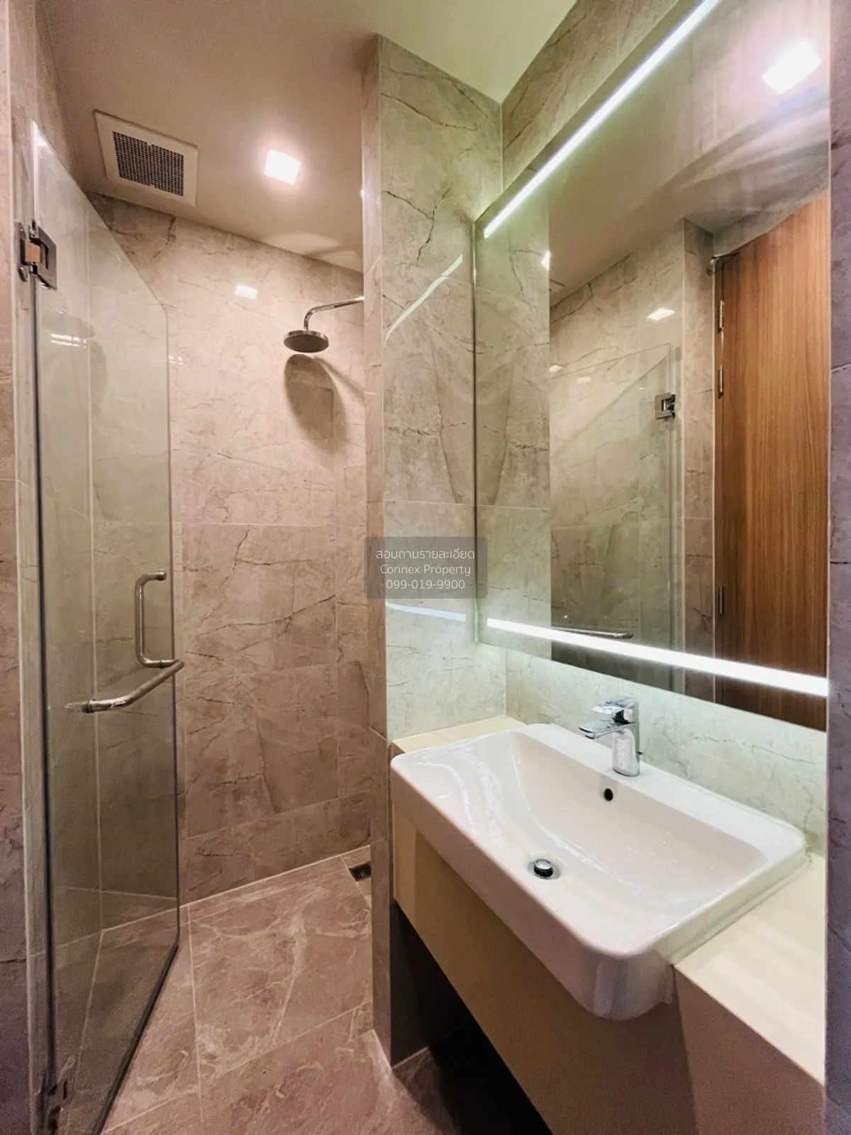 For Rent Condo , Noble Around Sukhumvit 33 , BTS-Phrom Phong , Kh