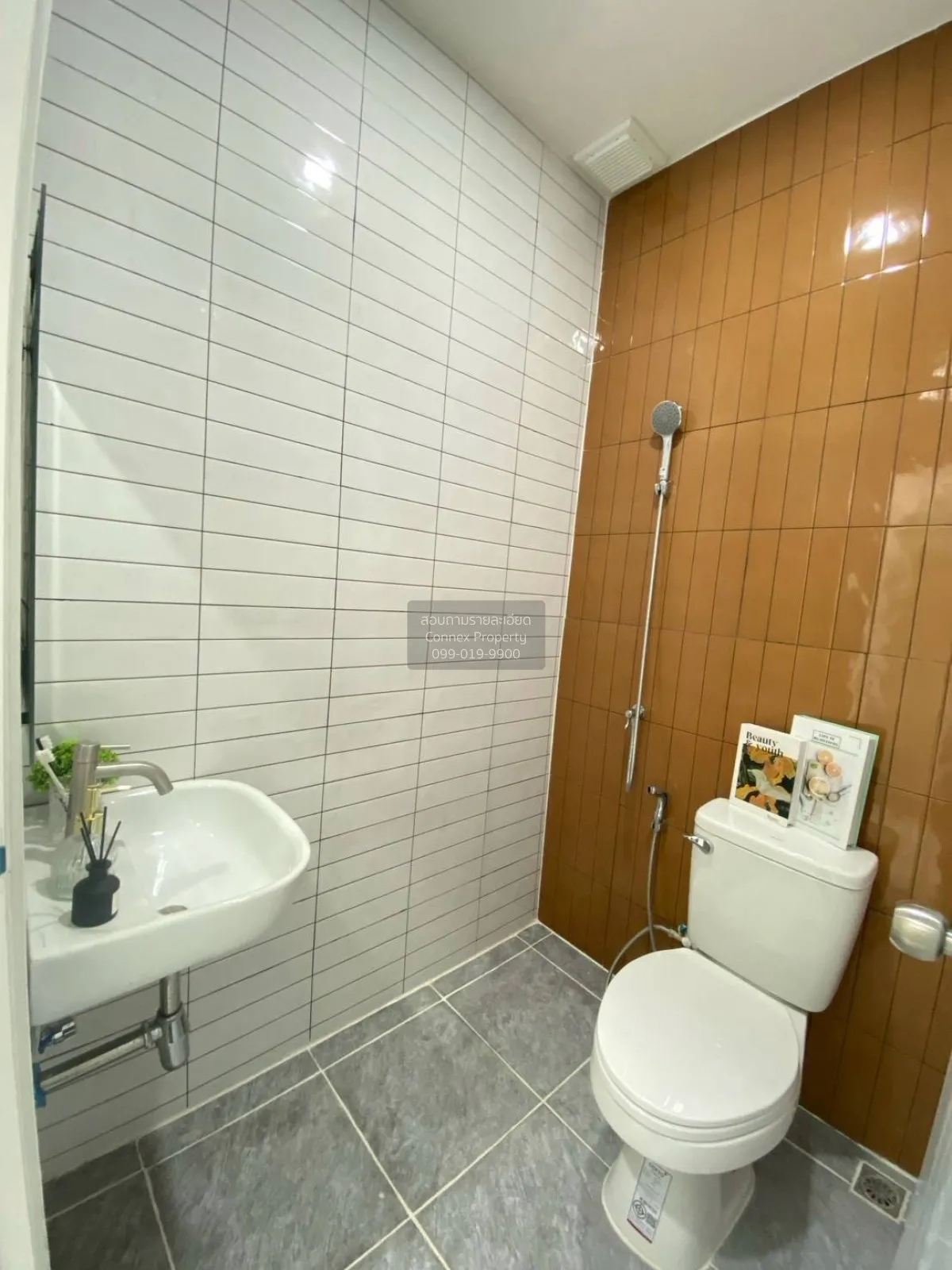 ขายบ้าน  บ้านมโนรมย์ 4 สามวาตะวันตก เขต คลองสามวา กรุงเทพ CX-1823