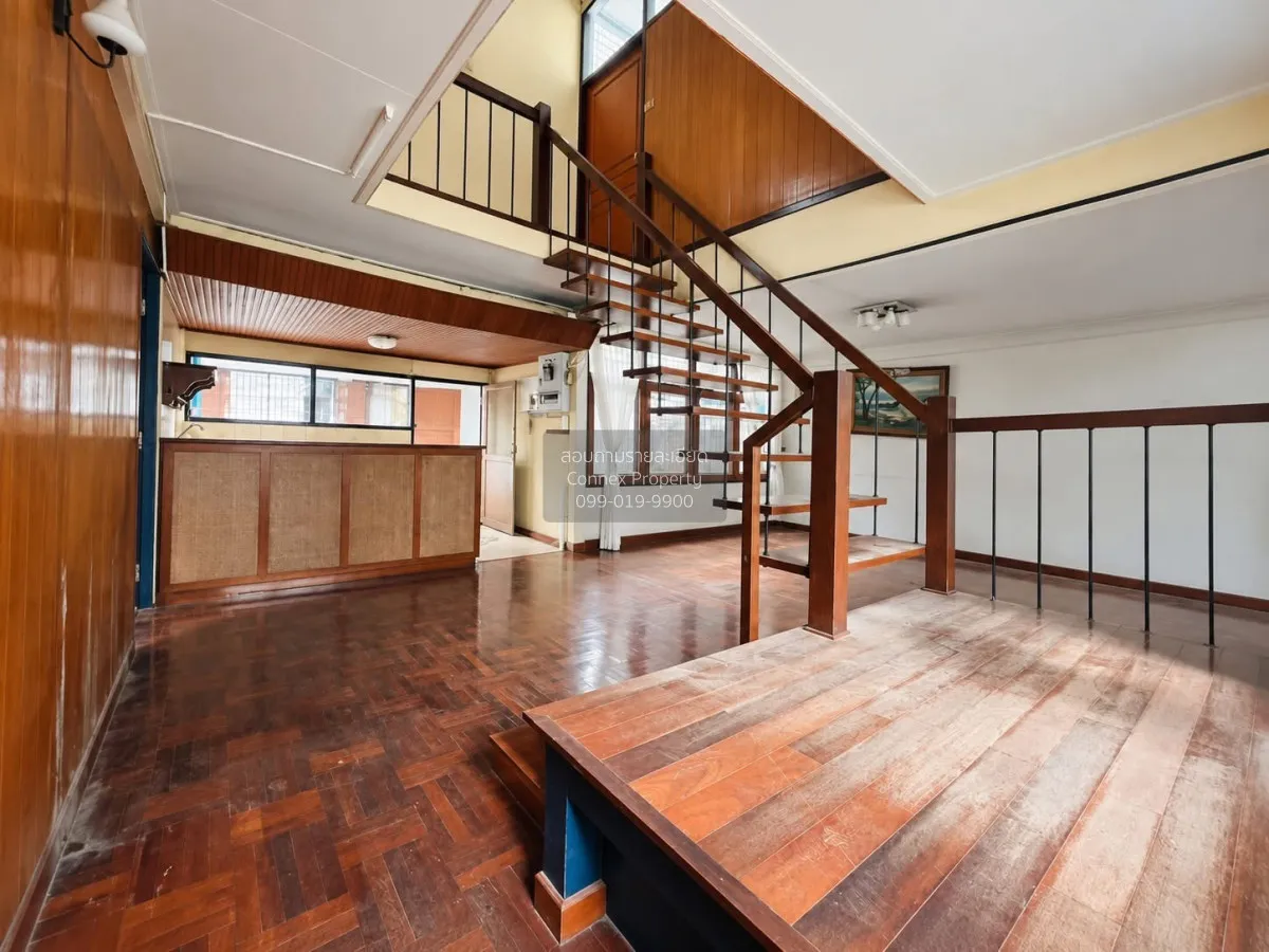 ขายบ้าน  หมู่บ้านพัฒนเวศน์ คลองตันเหนือ เขต วัฒนา กรุงเทพ CX-1824