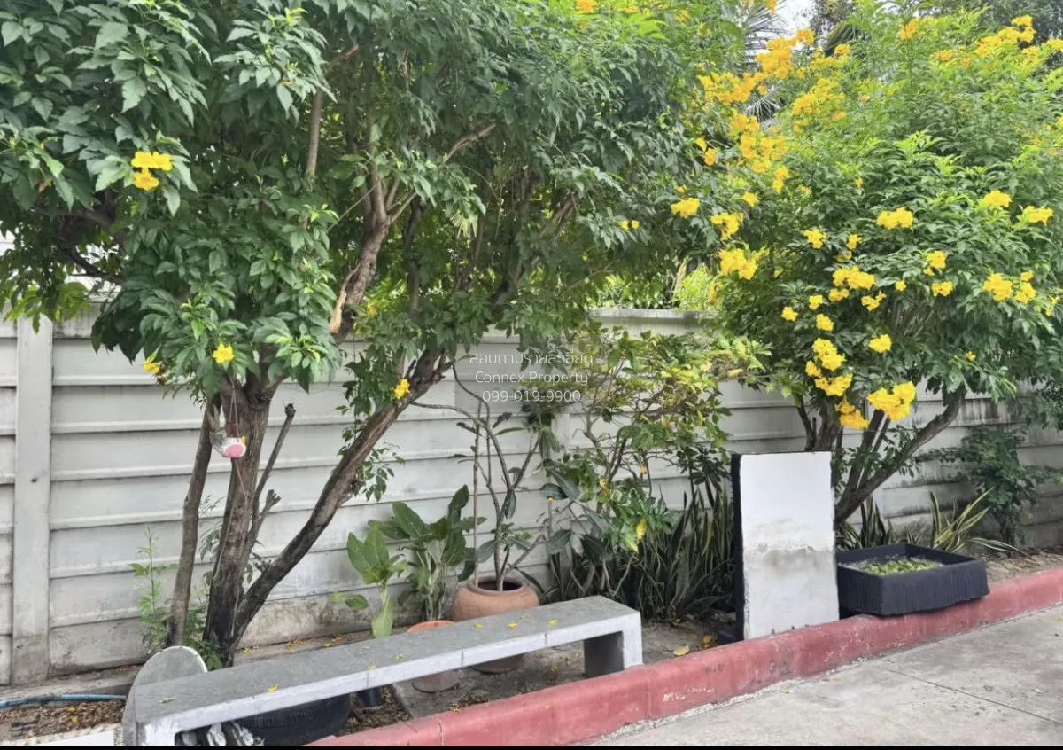 For Sale Townhouse/Townhome  , Gusto Phaholyothin - Ramintra , An