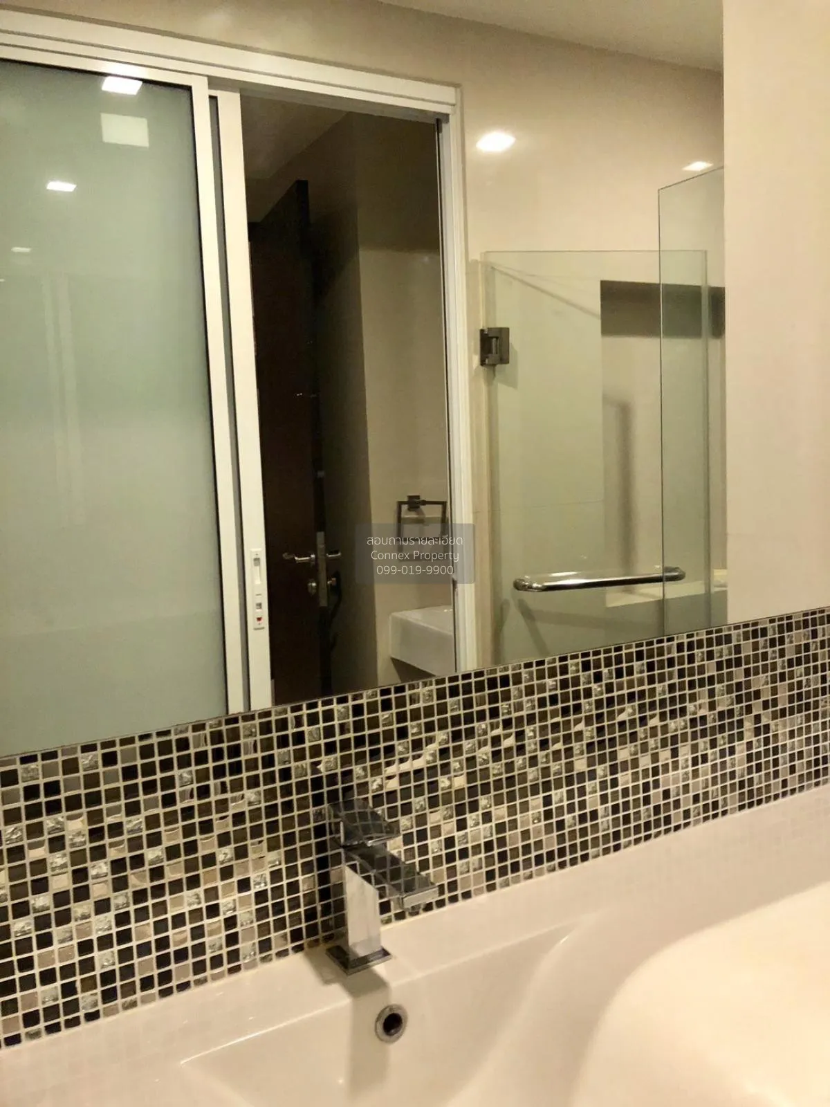 FOR RENT condo , RHYTHM Sukhumvit 44/1 , BTS-Phra Khanong , Phra 