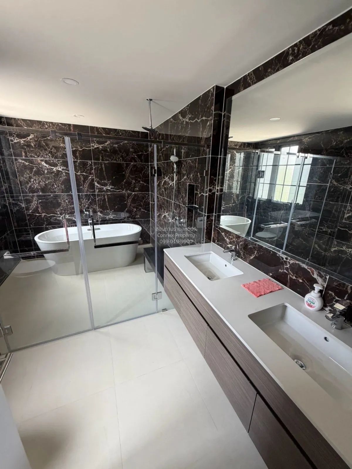 For Rent House , The City Ramintra - Wongwaen 2 , Sam Wa Tawan To
