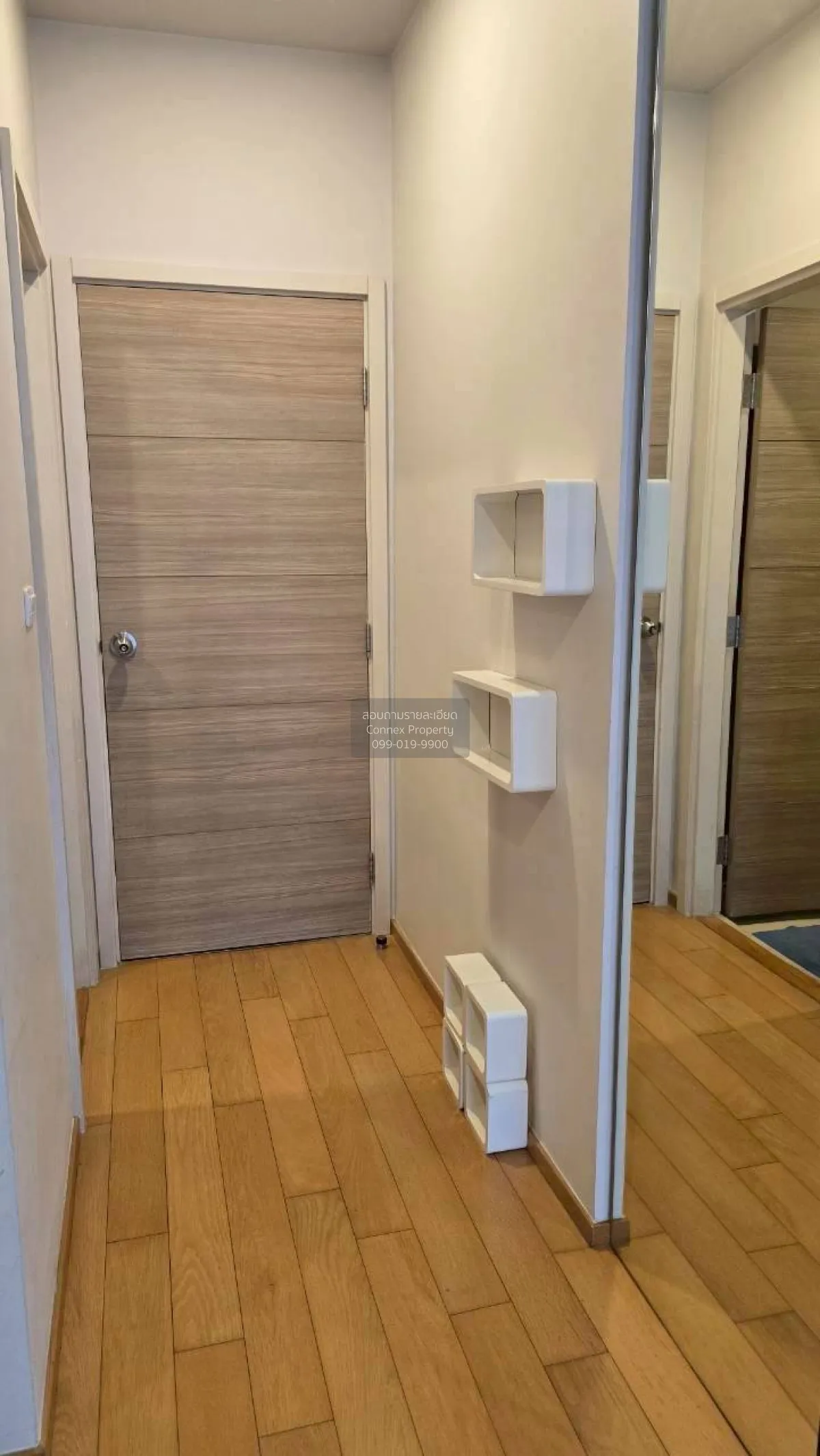 For Sale Condo , Hive Taksin , corner unit , BTS-Wongwian Yai , K