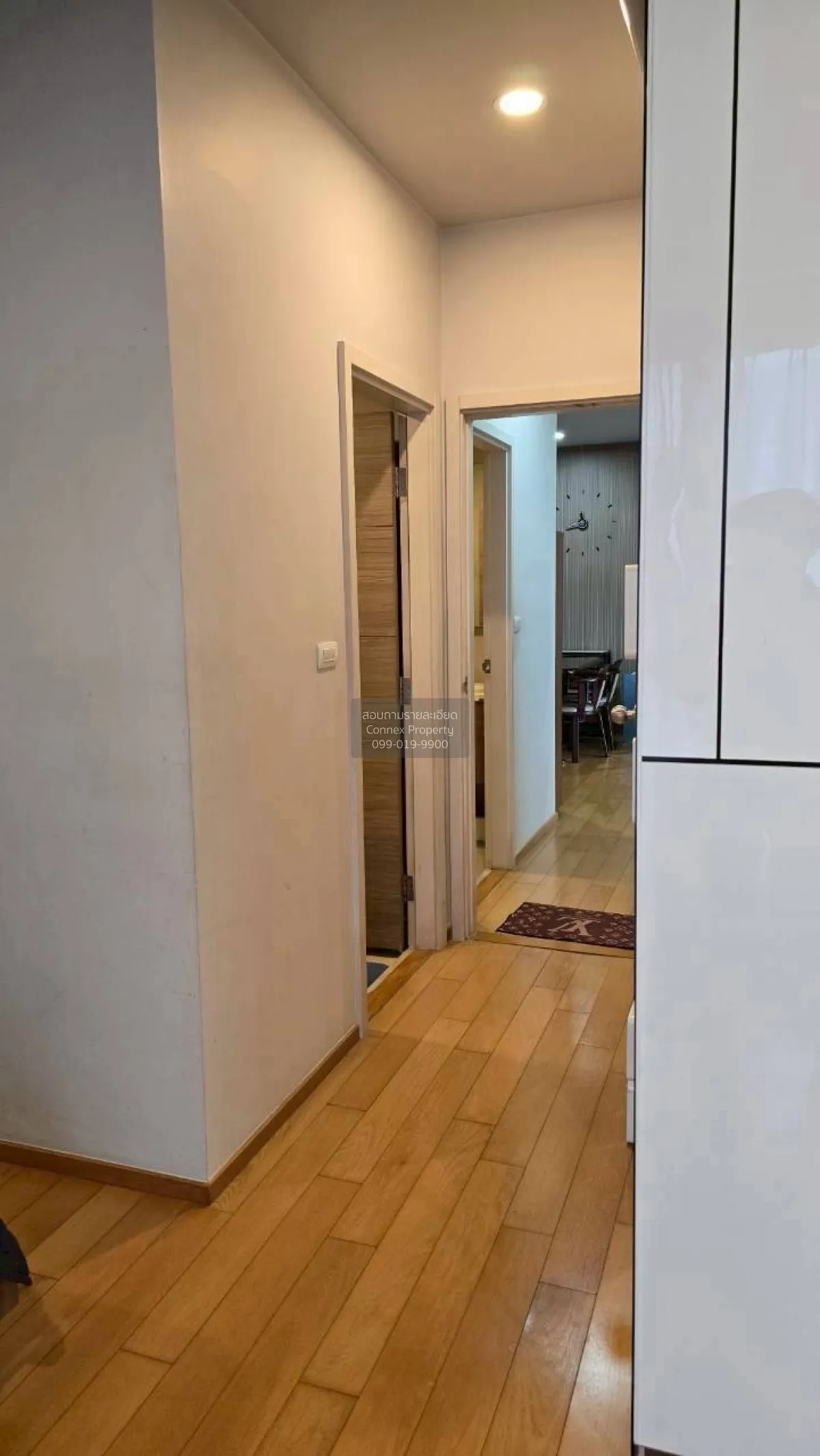For Sale Condo , Hive Taksin , corner unit , BTS-Wongwian Yai , K