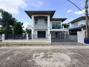 ขายบ้าน  หมู่บ้านมณีรินทร์ รัตนาธิเบศร์ รีโนเวทใหม่ ไทรม้า เมืองนนทบุรี นนทบุรี CX-182640