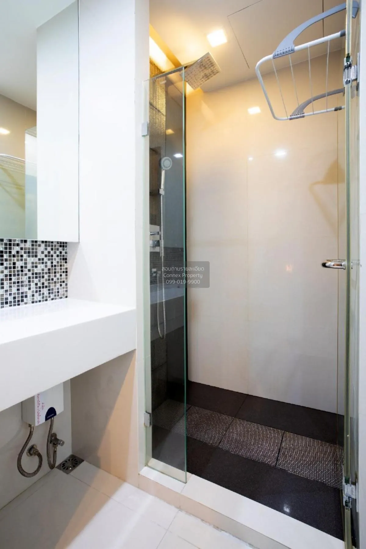 FOR RENT condo , RHYTHM Sukhumvit 44/1 , BTS-Phra Khanong , Phra 