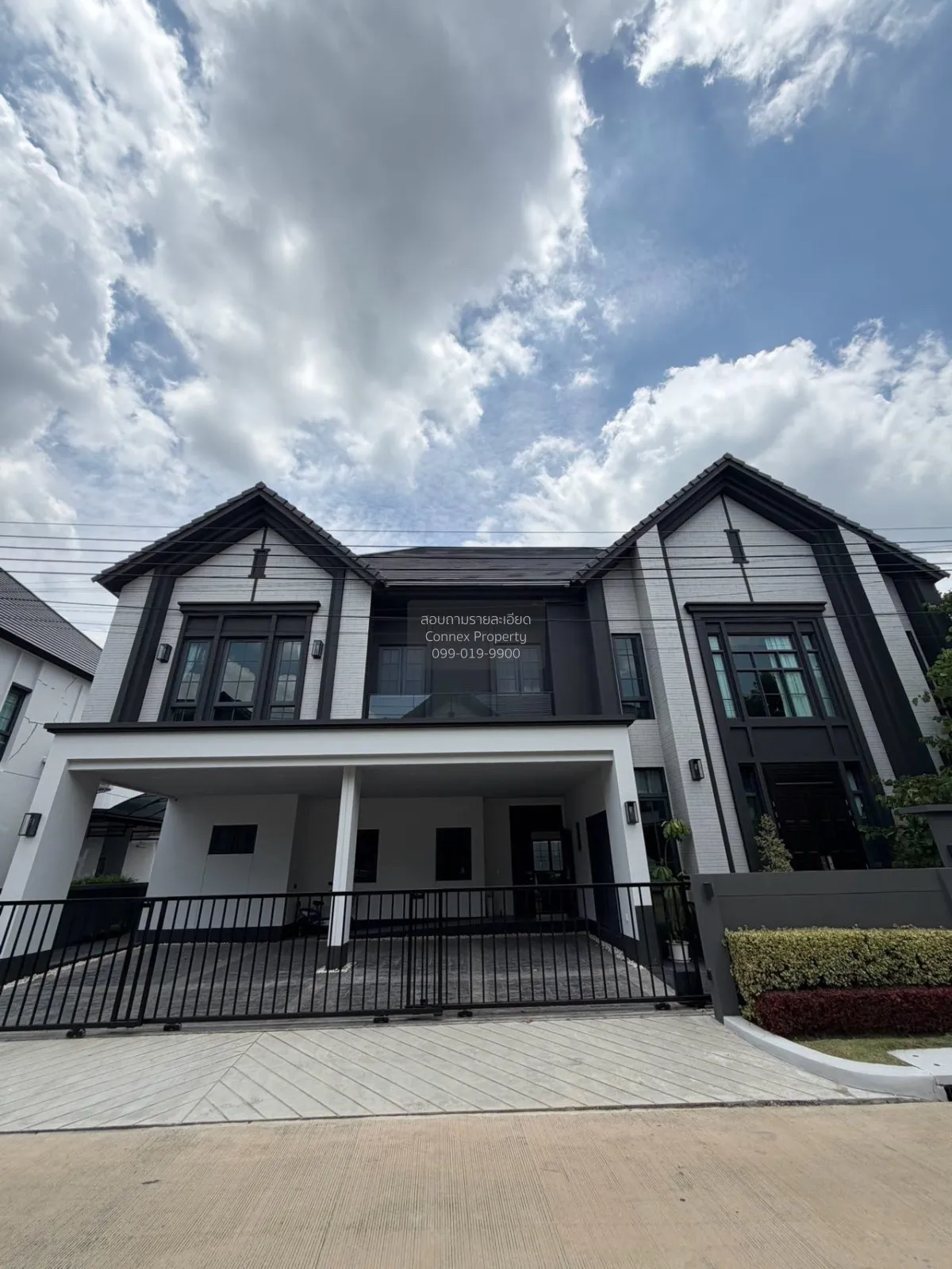 For Rent House , The City Ramintra - Wongwaen 2 , Sam Wa Tawan To 1
