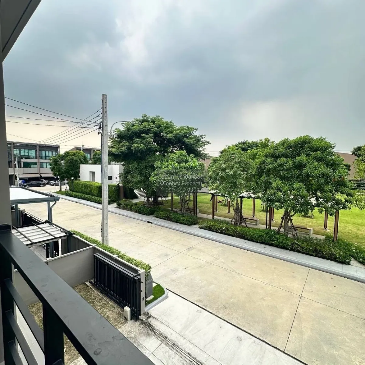 For Rent Townhouse/Townhome  , Baan Klang Muang Ramintra 83 Stati