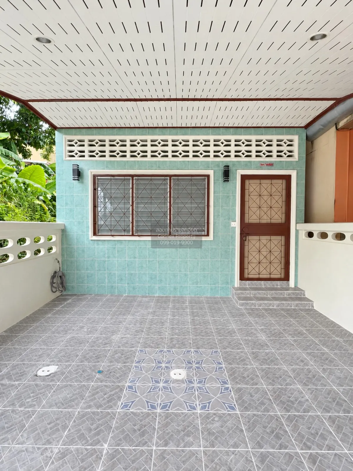 For Sale Single-Storey House in Kuku 2 Bedrooms 1 Bathroom , wide 2