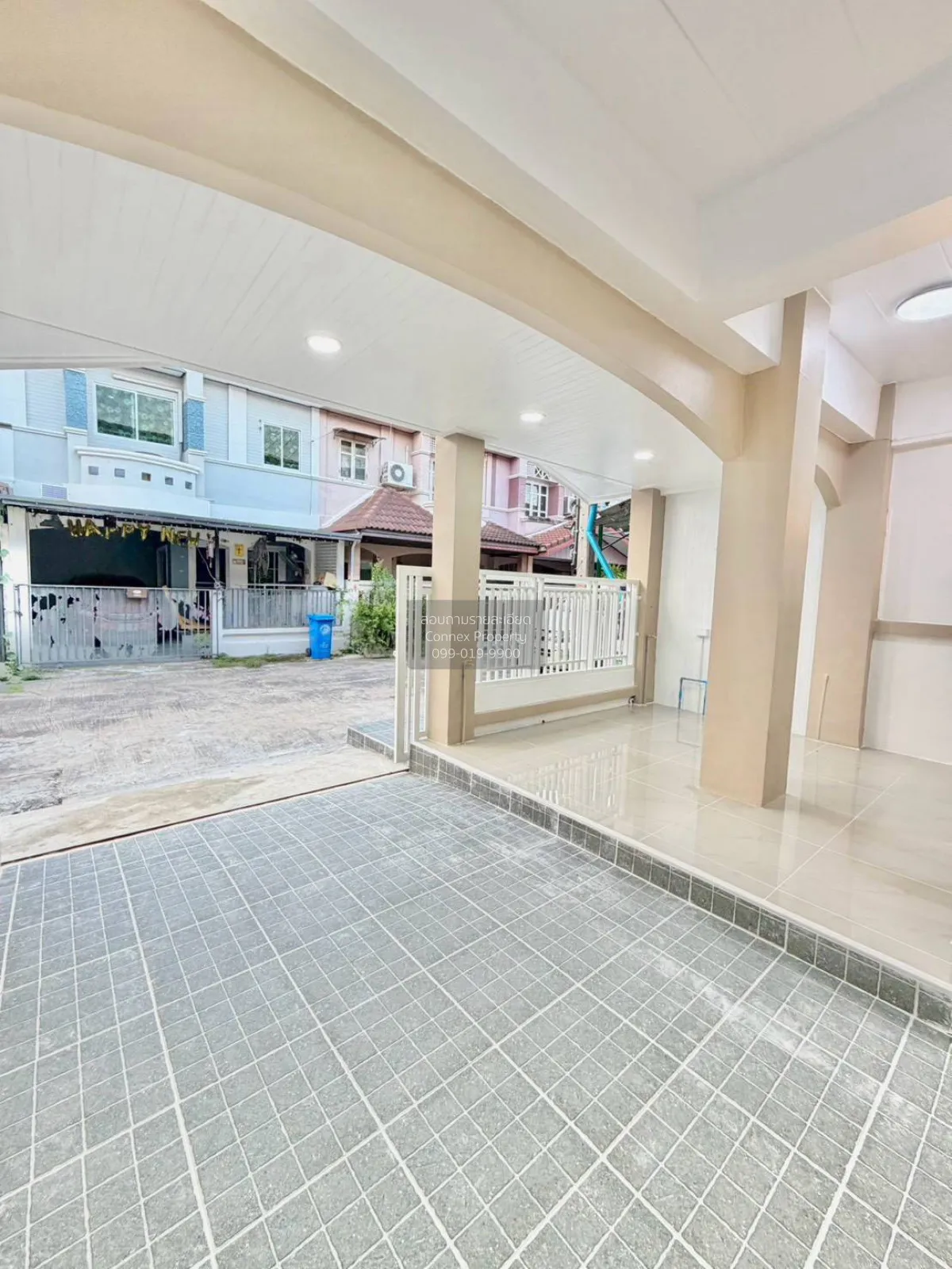 For Sale Townhouse/Townhome  , Baan Nanthicha 3/8 , newly renovat 3