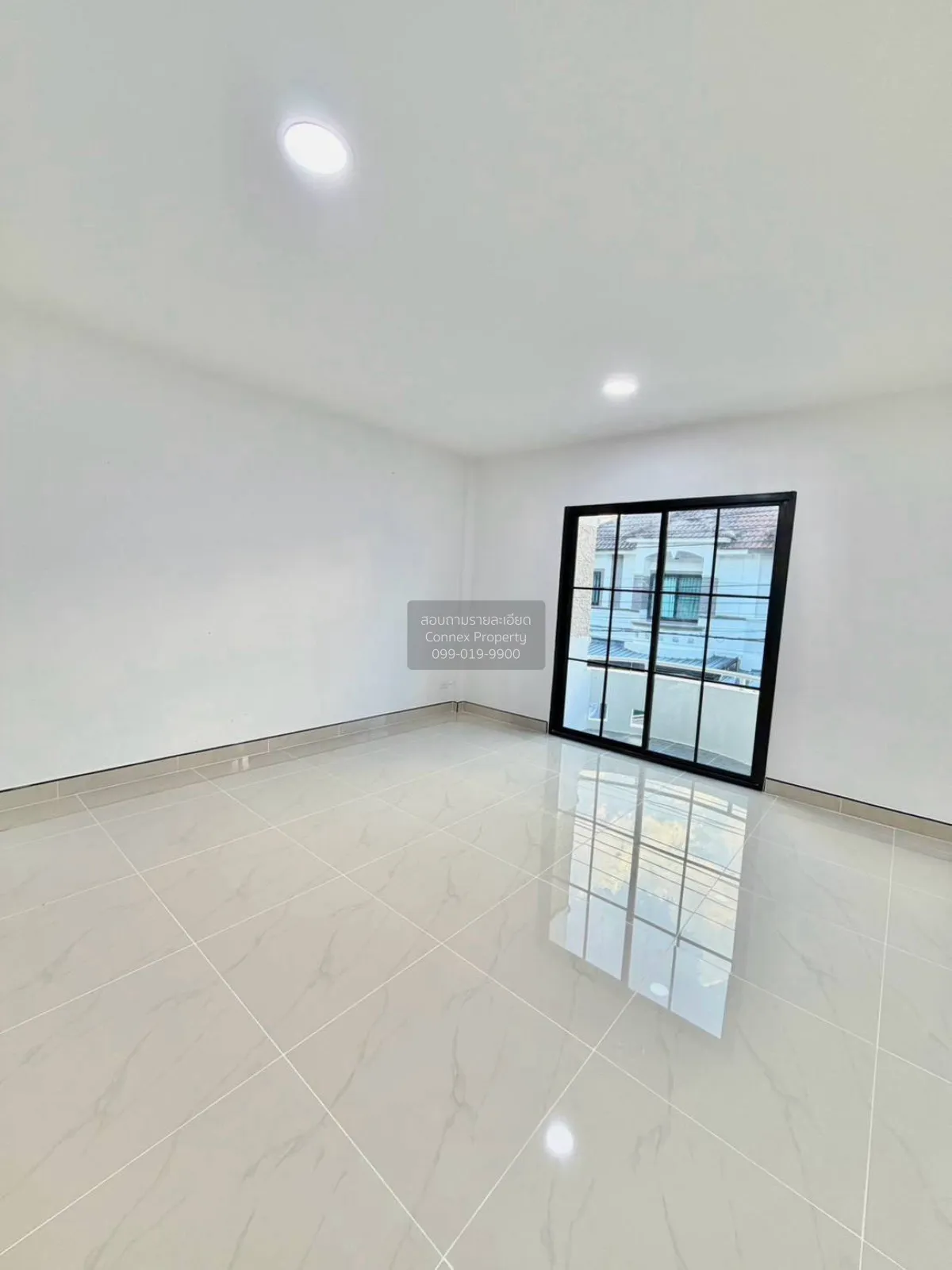 For Sale Townhouse/Townhome  , Baan Nanthicha 3/8 , newly renovat