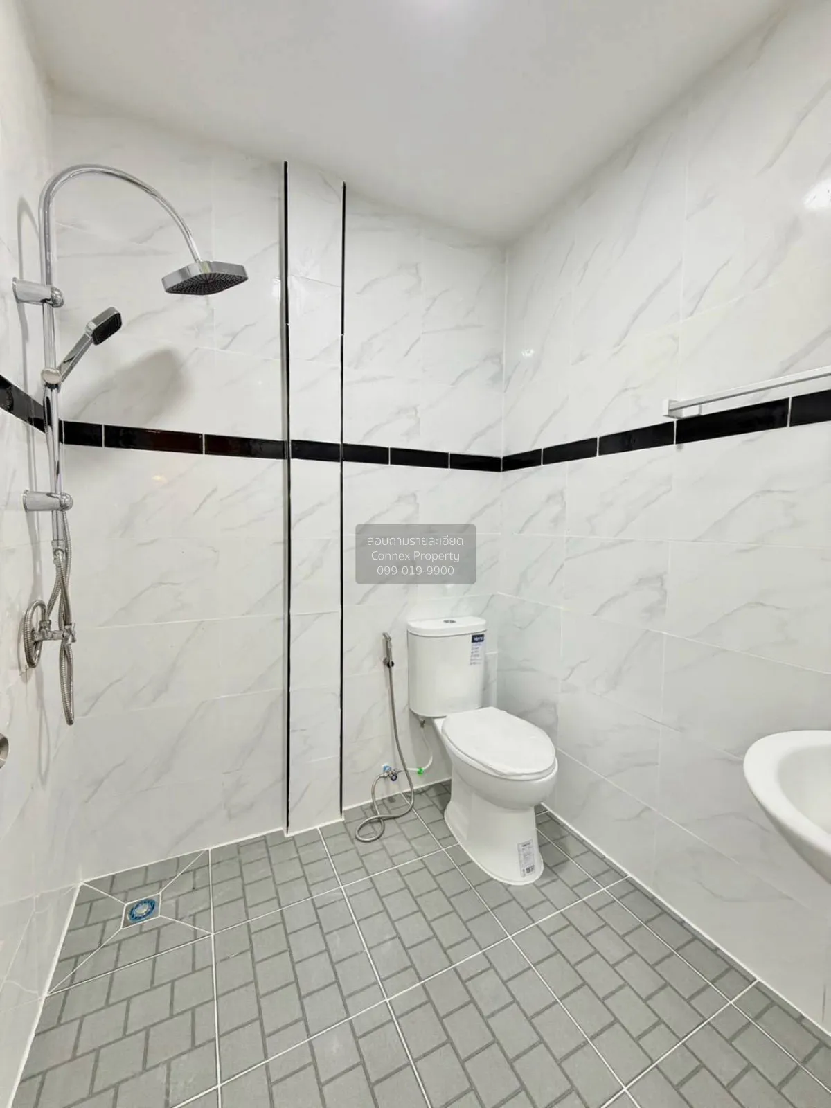 For Sale Townhouse/Townhome  , Baan Nanthicha 3/8 , newly renovat
