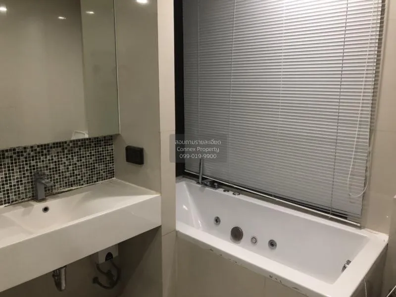 FOR RENT condo , RHYTHM Sukhumvit 44/1 , BTS-Phra Khanong , Phra 
