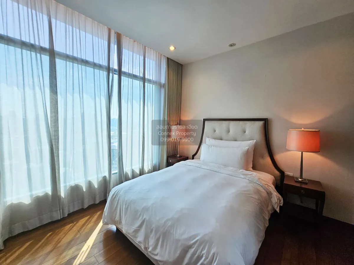 For Sale Condo , Oriental residence , high floor , BTS-Chit Lom ,
