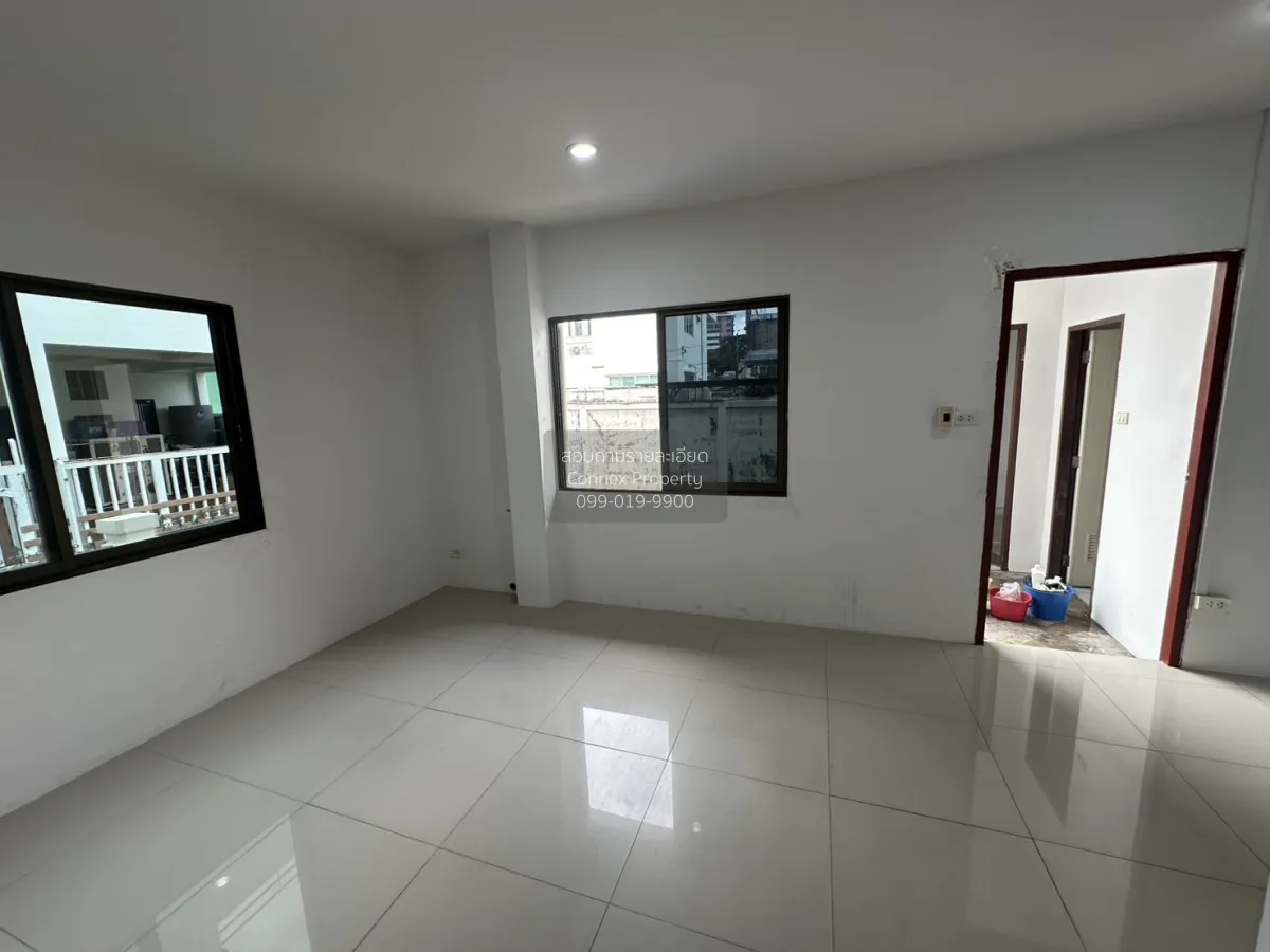 เช่าบ้าน  ศรีวรา ทาวน์อินทาวน์ พลับพลา เขต วังทองหลาง กรุงเทพ CX-