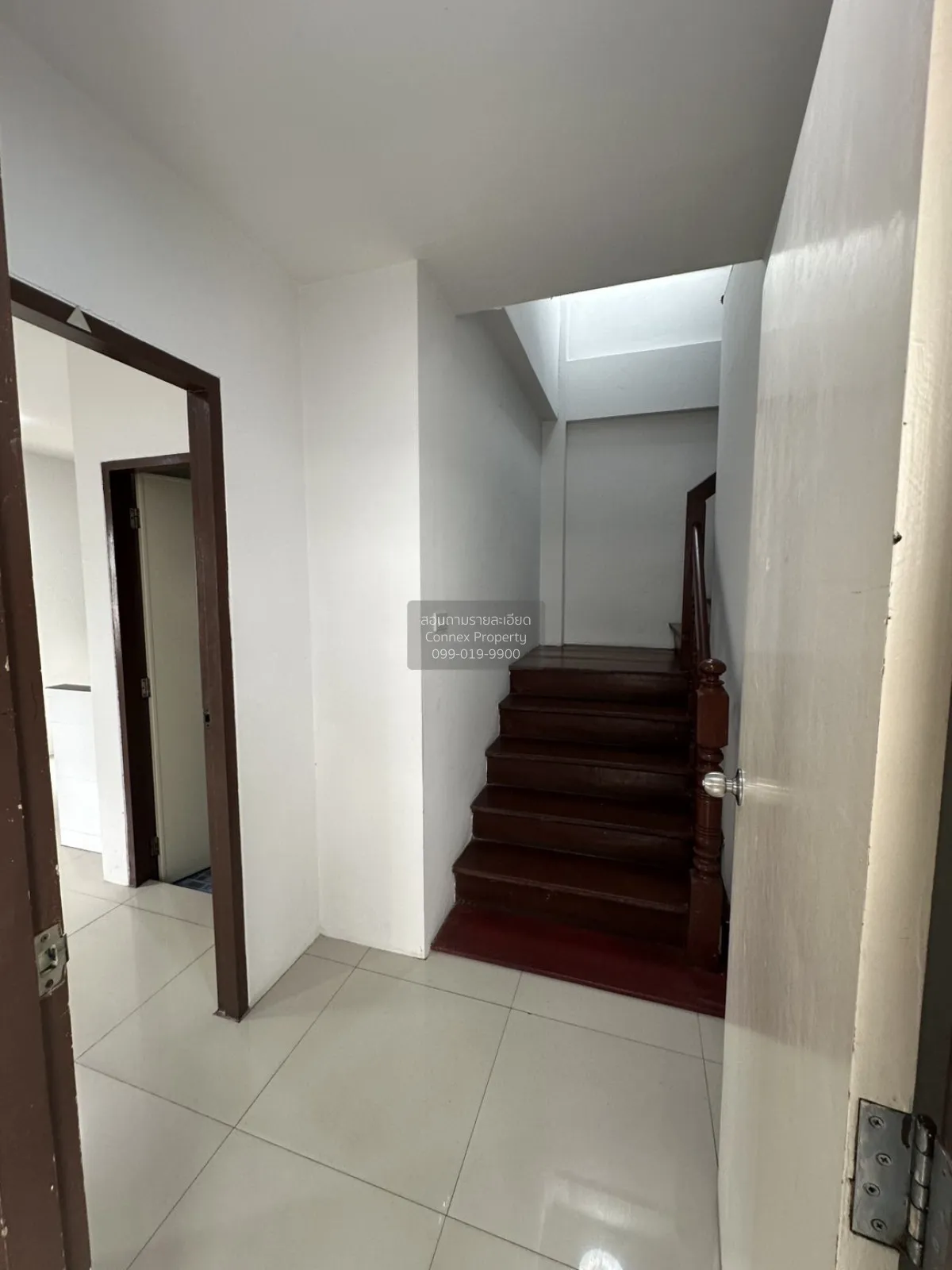 เช่าบ้าน  ศรีวรา ทาวน์อินทาวน์ พลับพลา เขต วังทองหลาง กรุงเทพ CX-