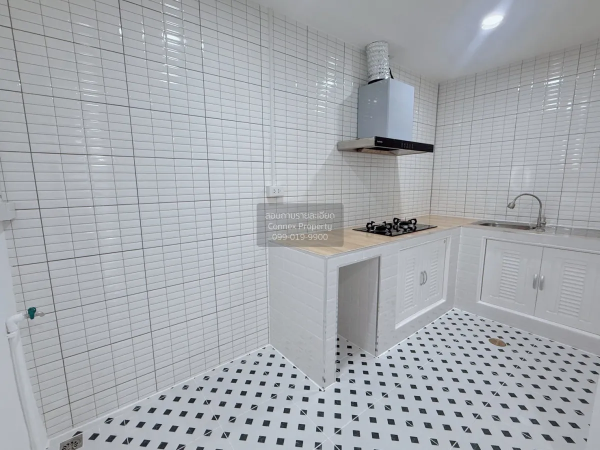For Sale Townhouse/Townhome  , Baan Phu Phon Niwet Lam Luk Ka Khl