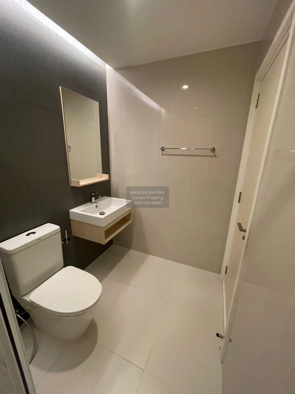 For Sale Condo , The Key Sathorn - Charoenrat , BTS-Surasak , Ban