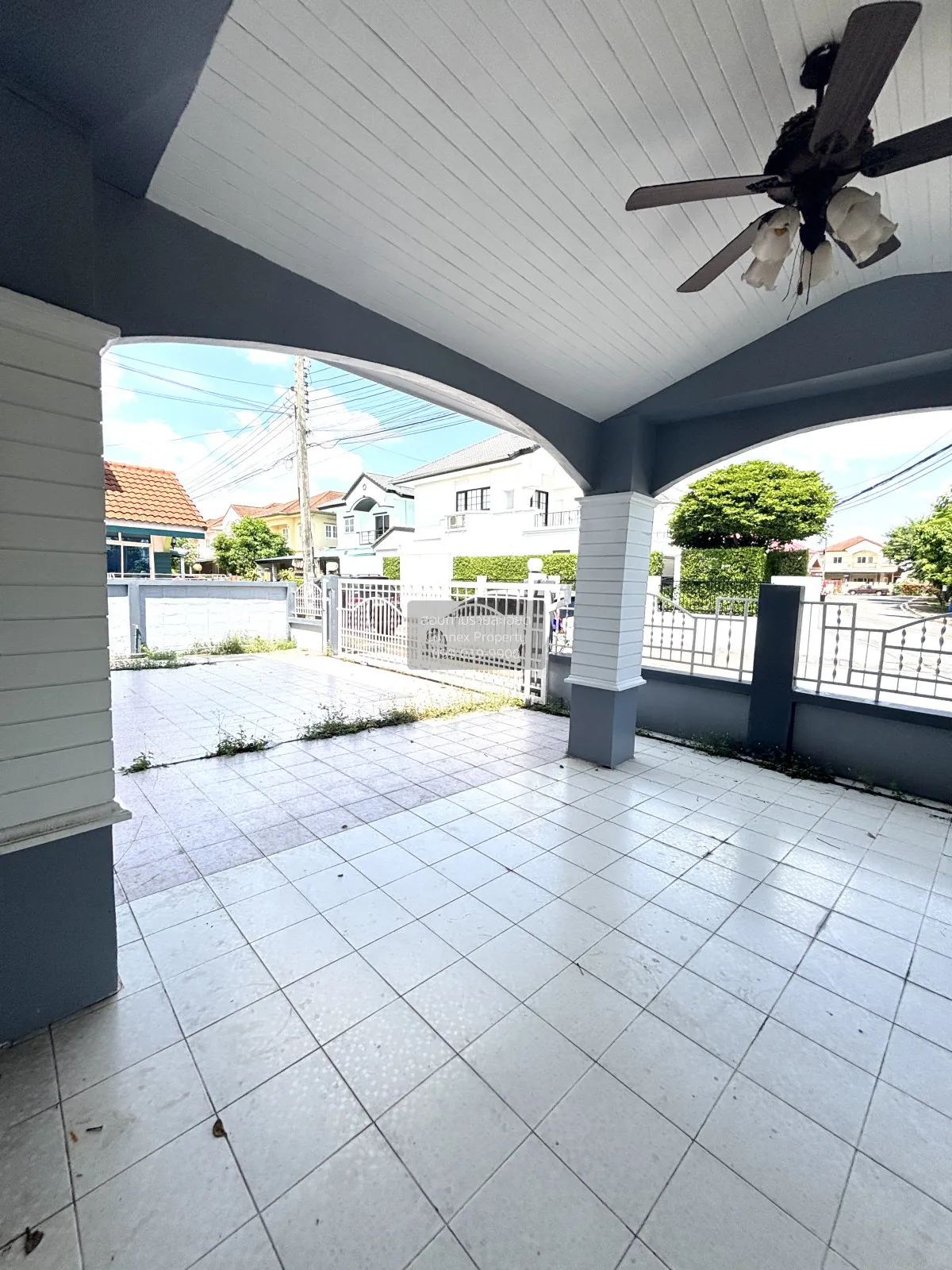For Sale House , Baan Burirom Ramintra-Safari , corner unit , Sam 3