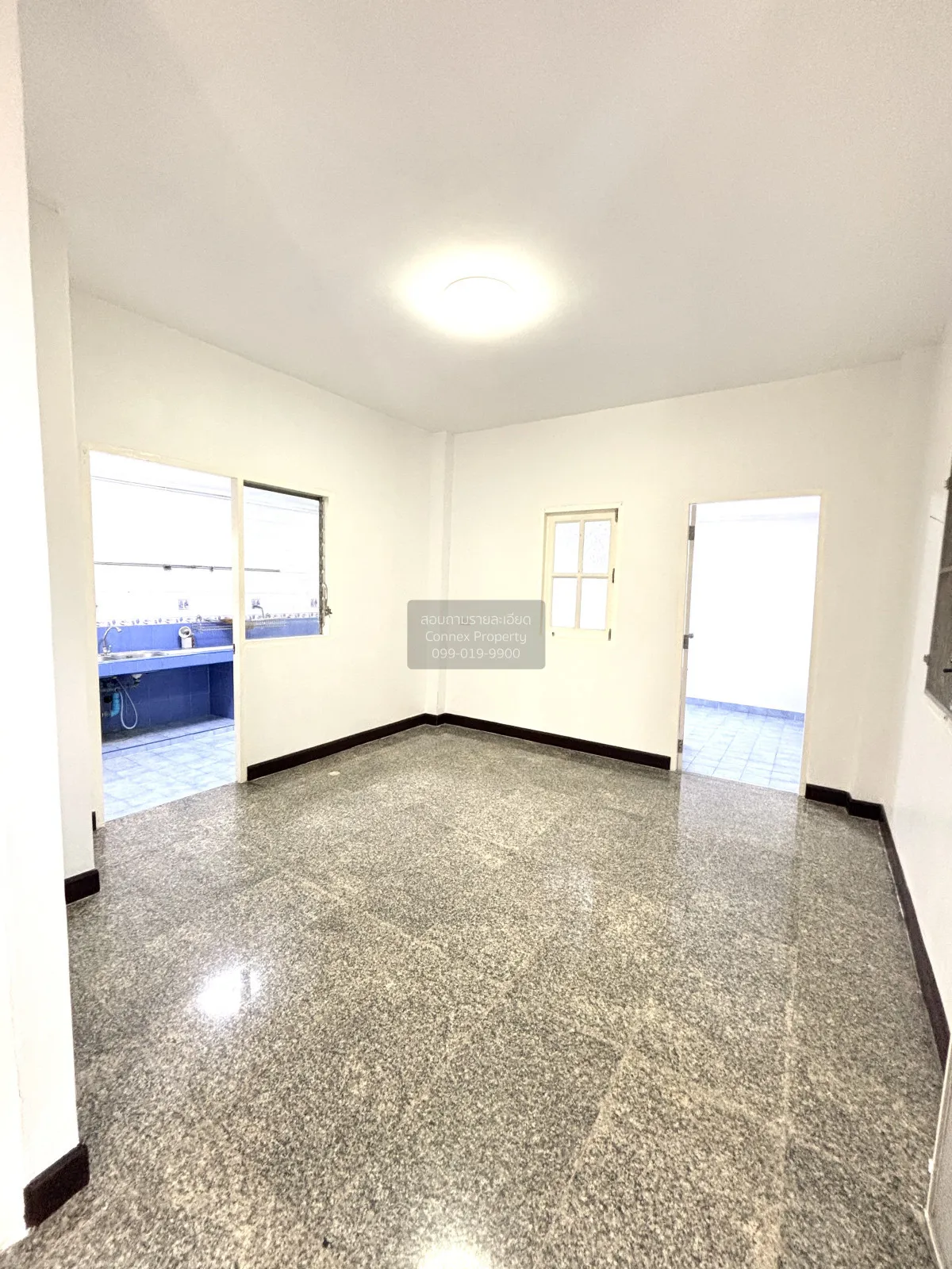 For Sale House , Baan Burirom Ramintra-Safari , corner unit , Sam