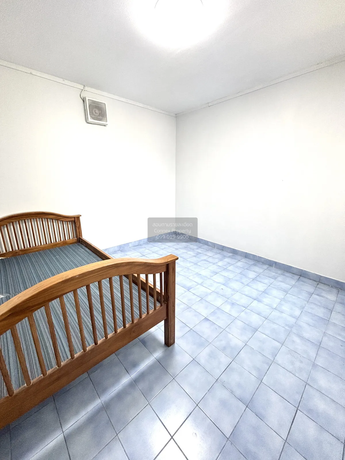 For Sale House , Baan Burirom Ramintra-Safari , corner unit , Sam