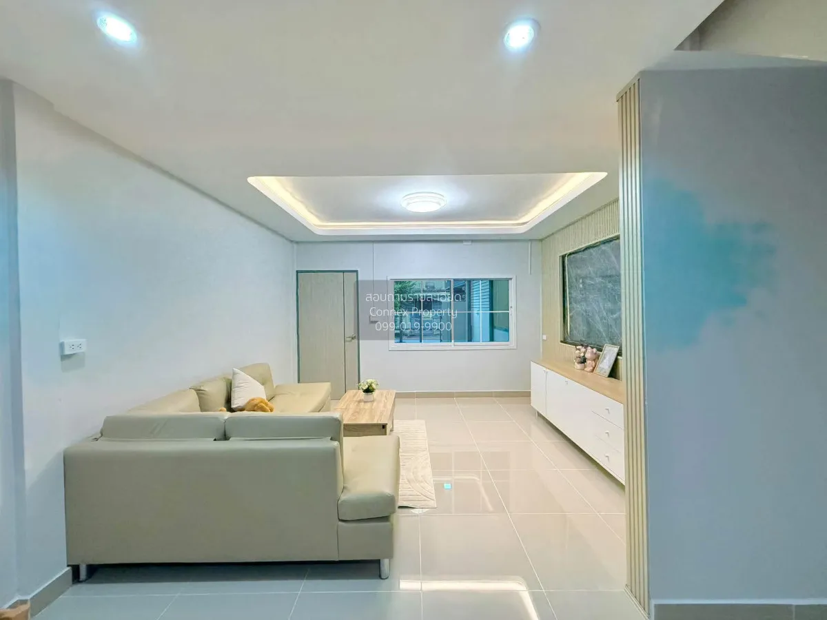 ขายทาวน์เฮ้าส์/ทาวน์โฮม  หมู่บ้านบัวทองเคหะ รีโนเวทใหม่ บางบัวทอง