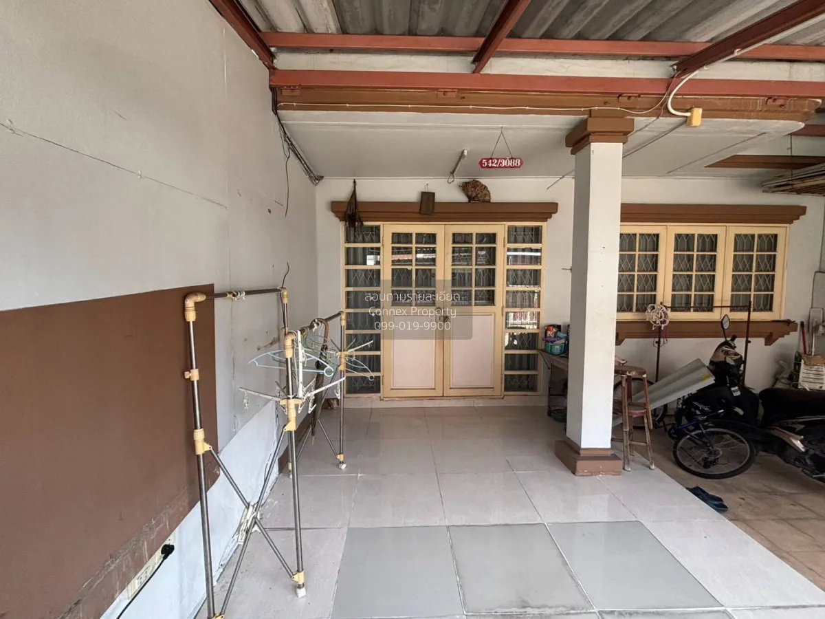 For Sale Townhouse/Townhome  , Sinthorn Happyland , Khlong Chan , 4