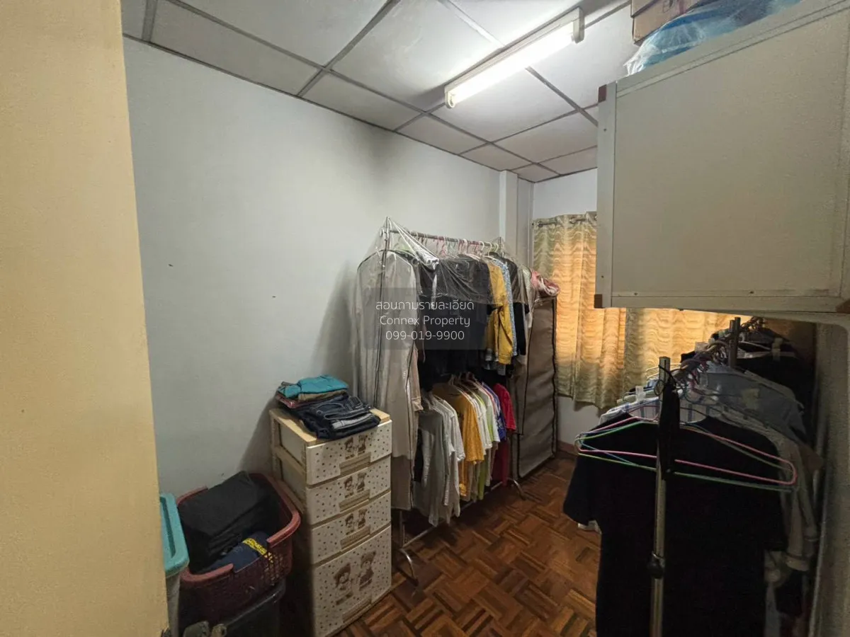 For Sale Townhouse/Townhome  , Sinthorn Happyland , Khlong Chan ,