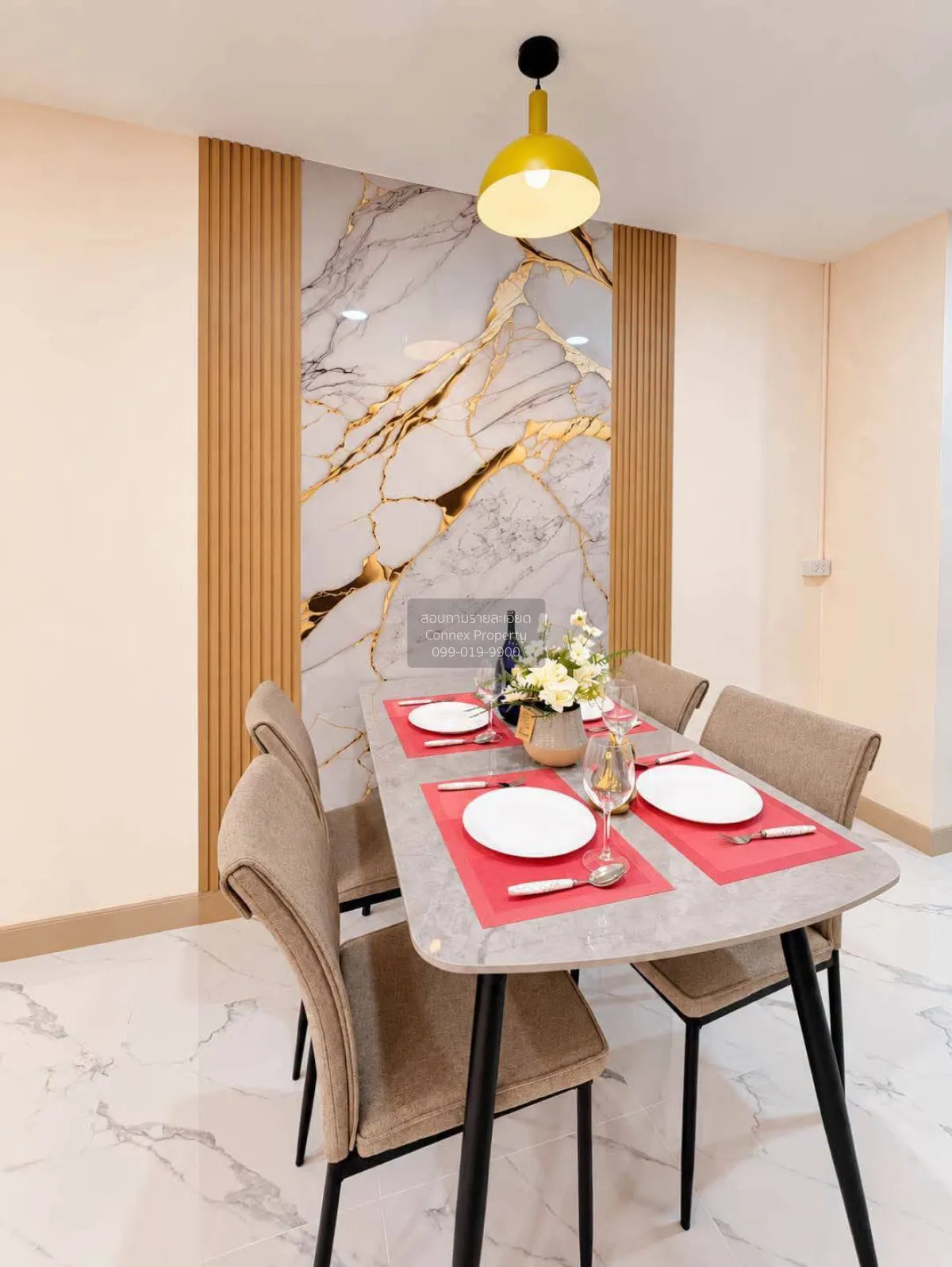 For Sale Townhouse/Townhome  , Baan Buathong 1 , corner unit , ne