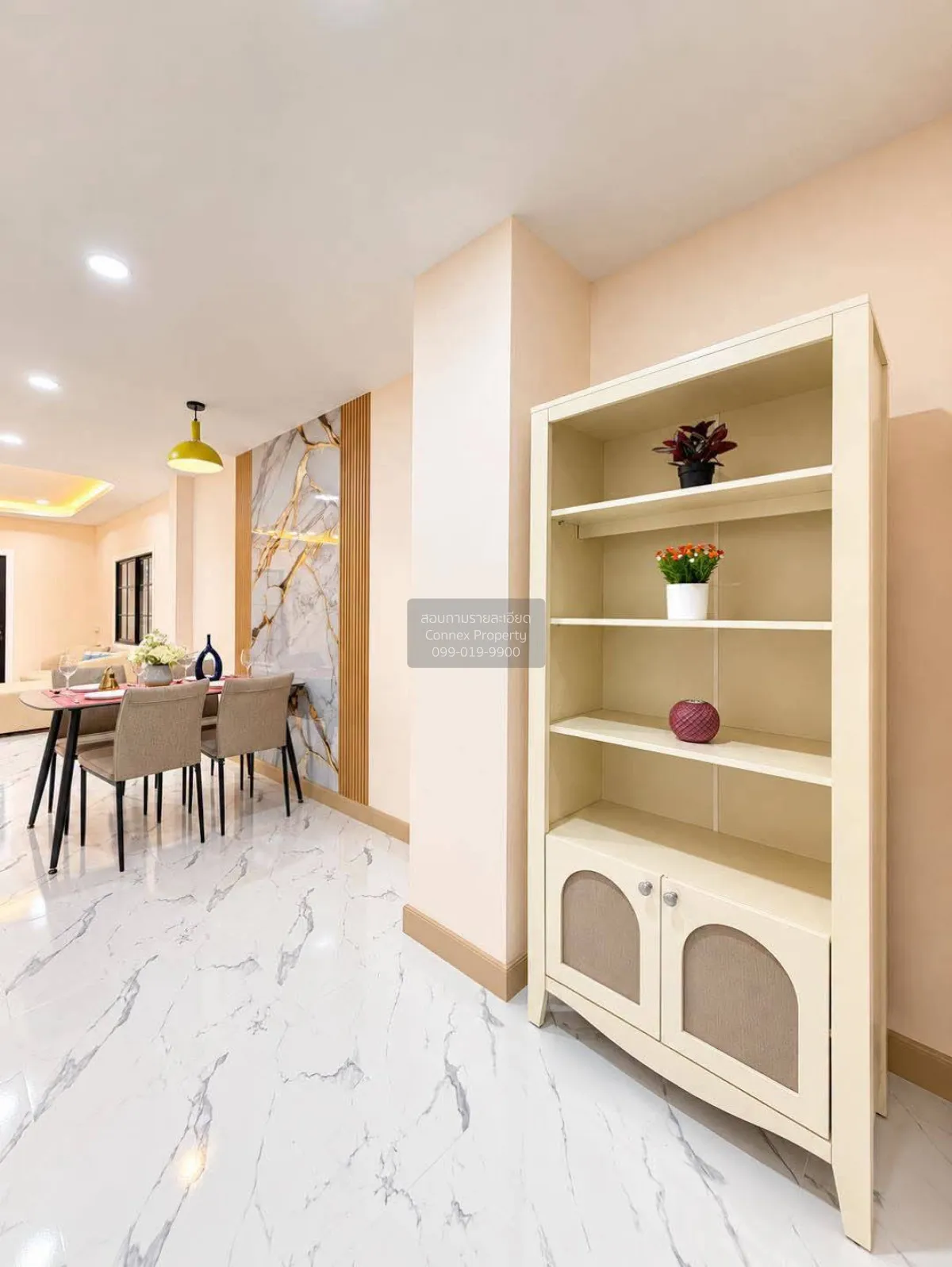 For Sale Townhouse/Townhome  , Baan Buathong 1 , corner unit , ne