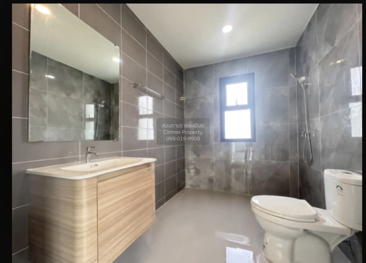 For Sale House , Kritsada Nakhon 31 , newly renovated , Salathamm