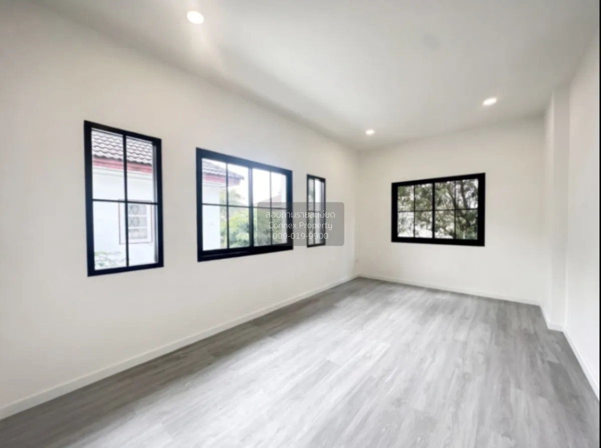 For Sale House , Kritsada Nakhon 31 , newly renovated , Salathamm