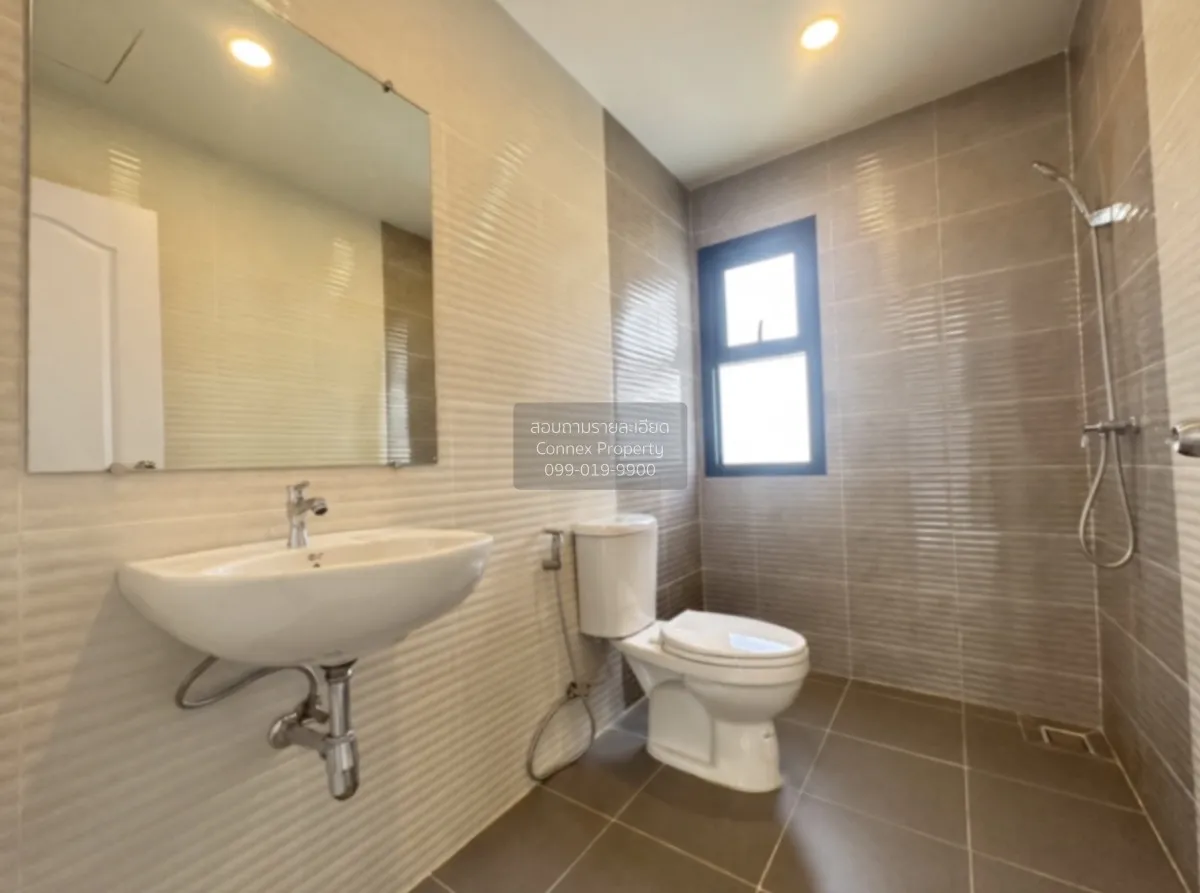 For Sale House , Kritsada Nakhon 31 , newly renovated , Salathamm