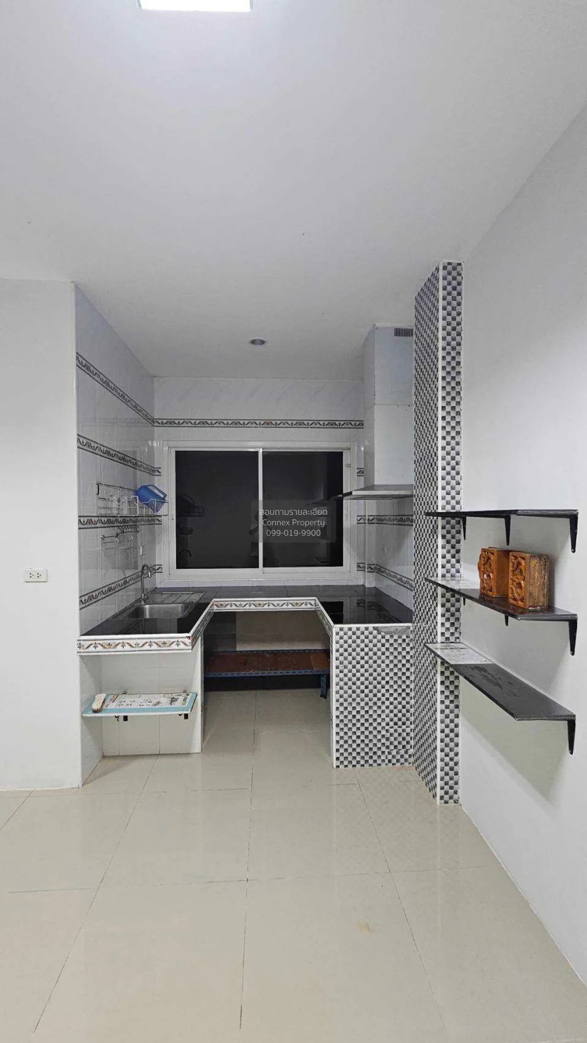 เช่าอาคารพาณิชย์ 2 ชั้น 4 ห้องนอน 2 ห้องน้ำ ฉลอง เมืองภูเก็ต ภูเก