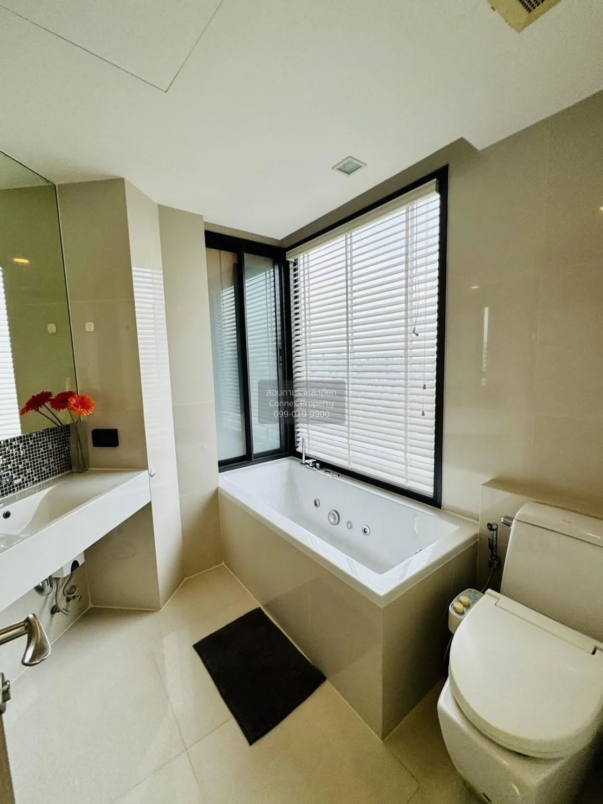 FOR RENT condo , RHYTHM Sukhumvit 44/1 , BTS-Phra Khanong , Phra 