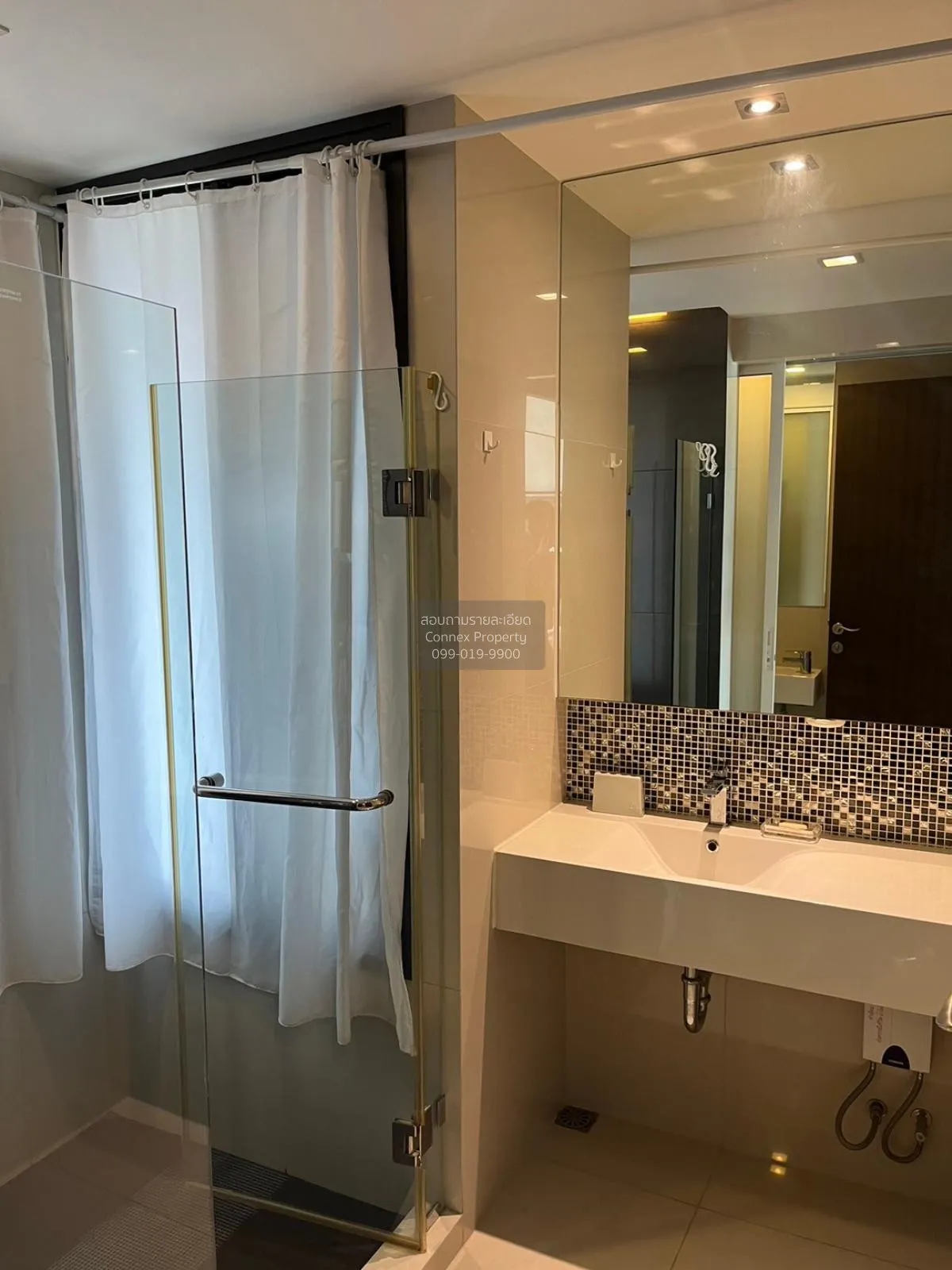 FOR RENT condo , RHYTHM Sukhumvit 44/1 , BTS-Phra Khanong , Phra 