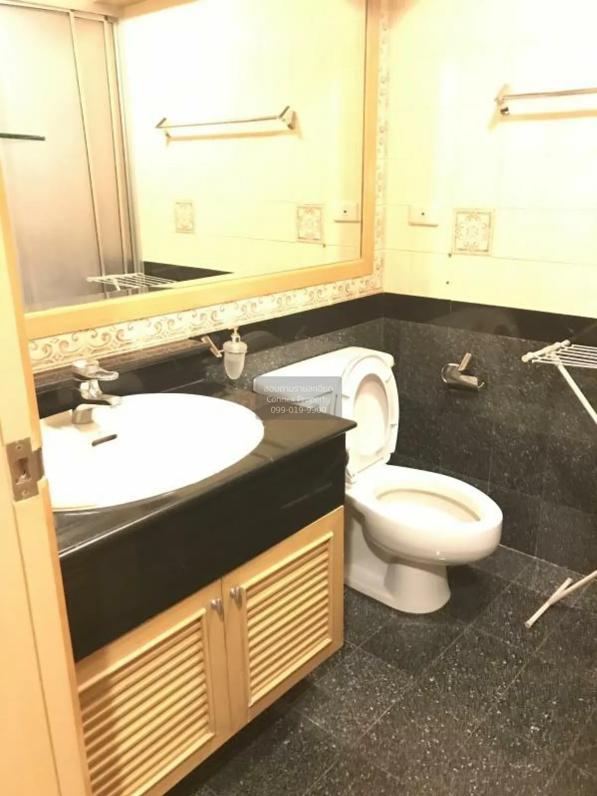 FOR RENT condo , The Royal Place 2 , BTS-Ratchadamri , Lumpini , 