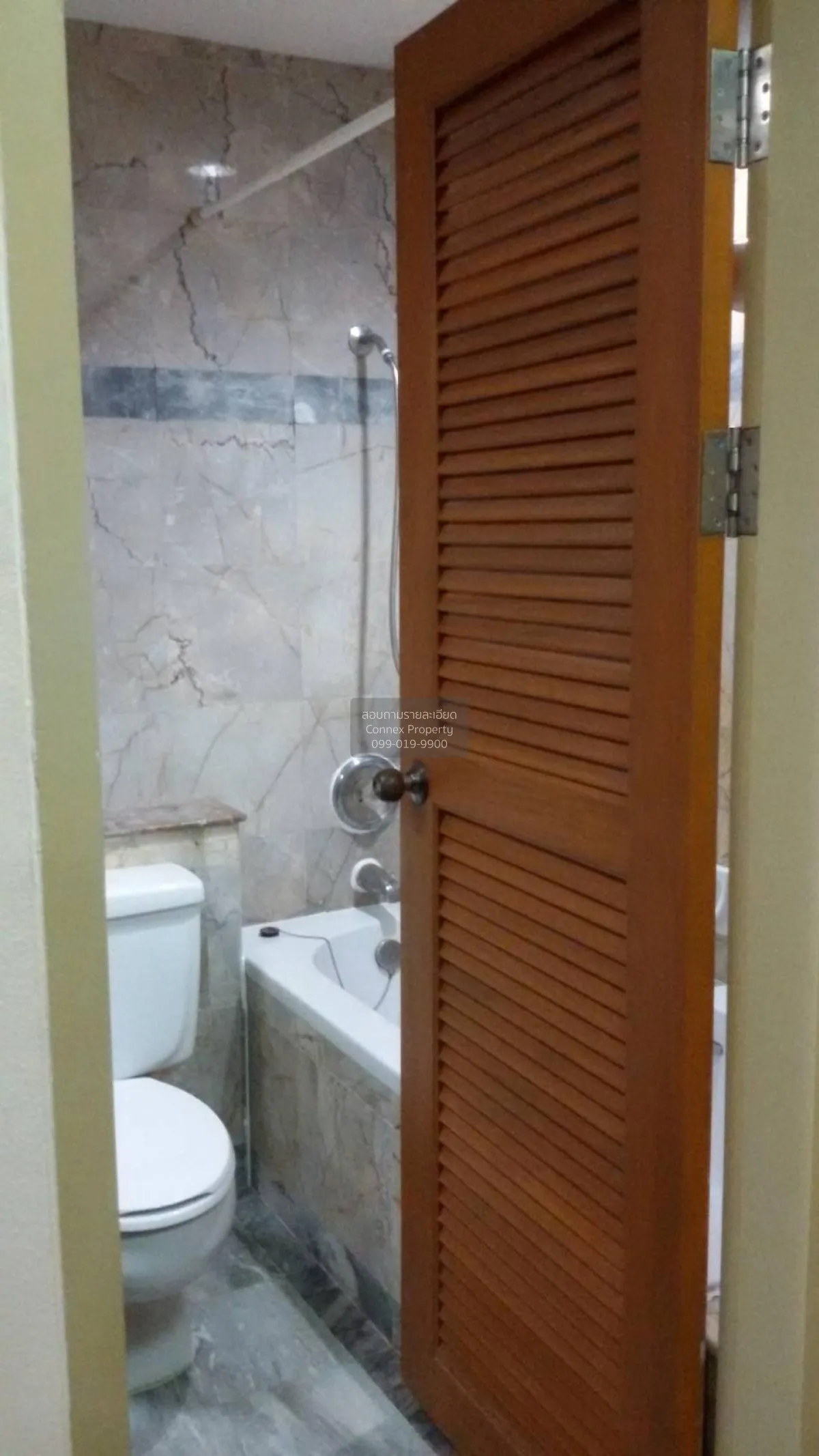 For Rent Condo , The Royal Place 2 , BTS-Ratchadamri , Lumpini , 