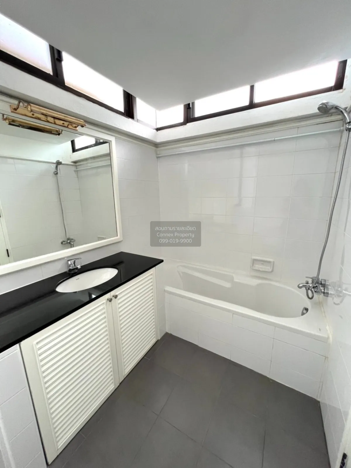 เช่าคอนโด  ศุภาลัย เพลส สุขุมวิท 39 BTS-พร้อมพงษ์ คลองตันเหนือ เข