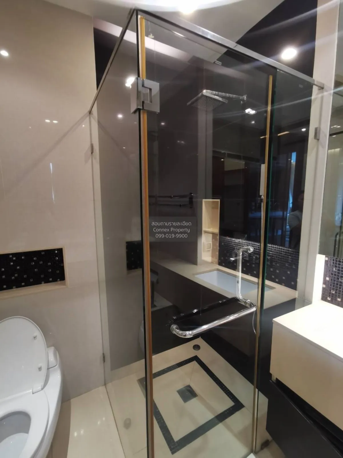 เช่าคอนโด  ดิ แอดเดรส สุขุมวิท 28 BTS-พร้อมพงษ์ คลองตัน เขต คลองเ