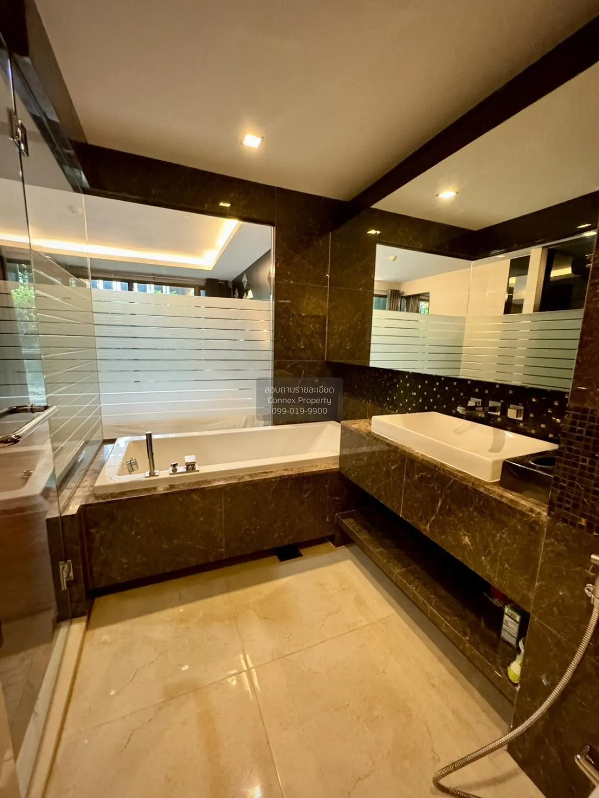 FOR RENT condo , The Address Sukhumvit 61 , BTS-Ekkamai , Khlong 