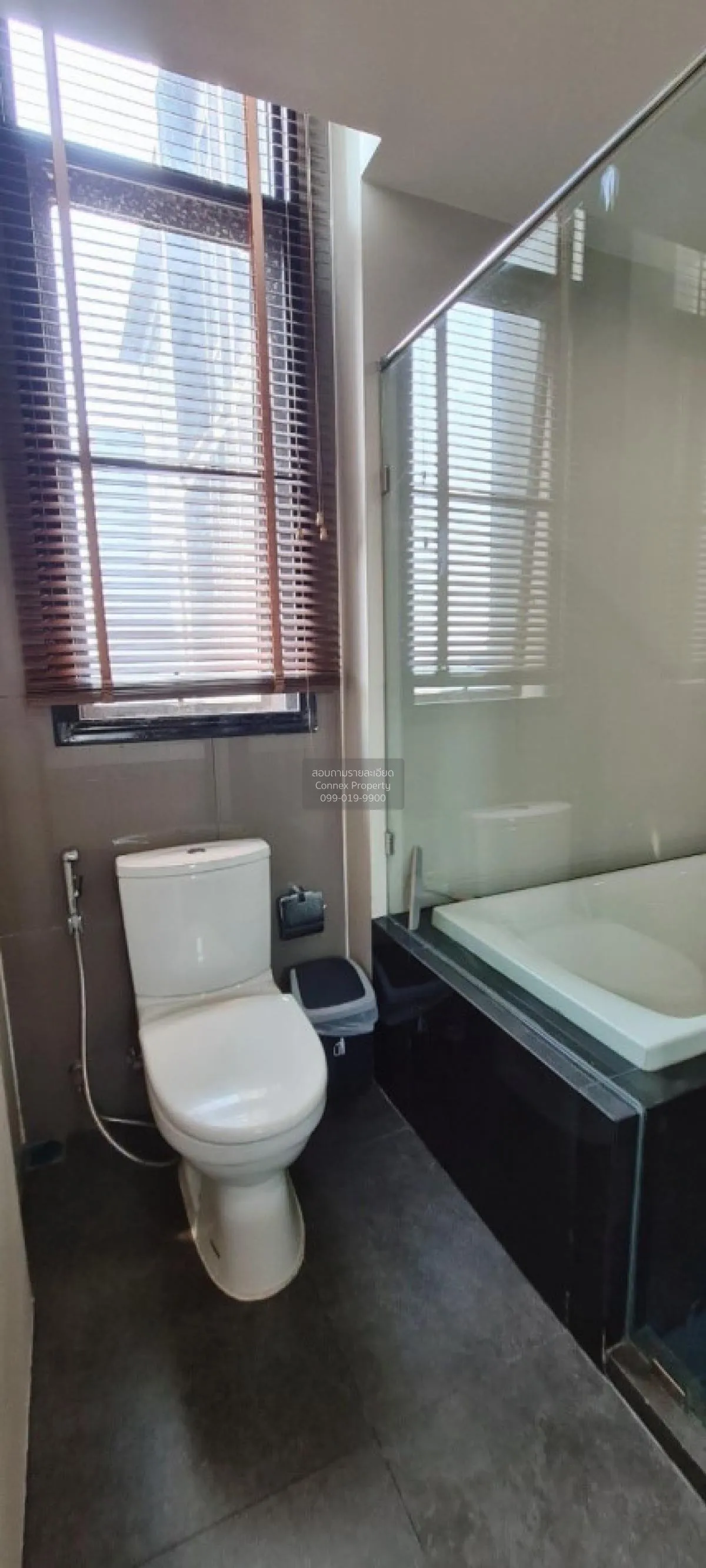 เช่าคอนโด  เดอะ แคปิตอล เอกมัย - ทองหล่อ BTS-ทองหล่อ บางกะปิ เขต 