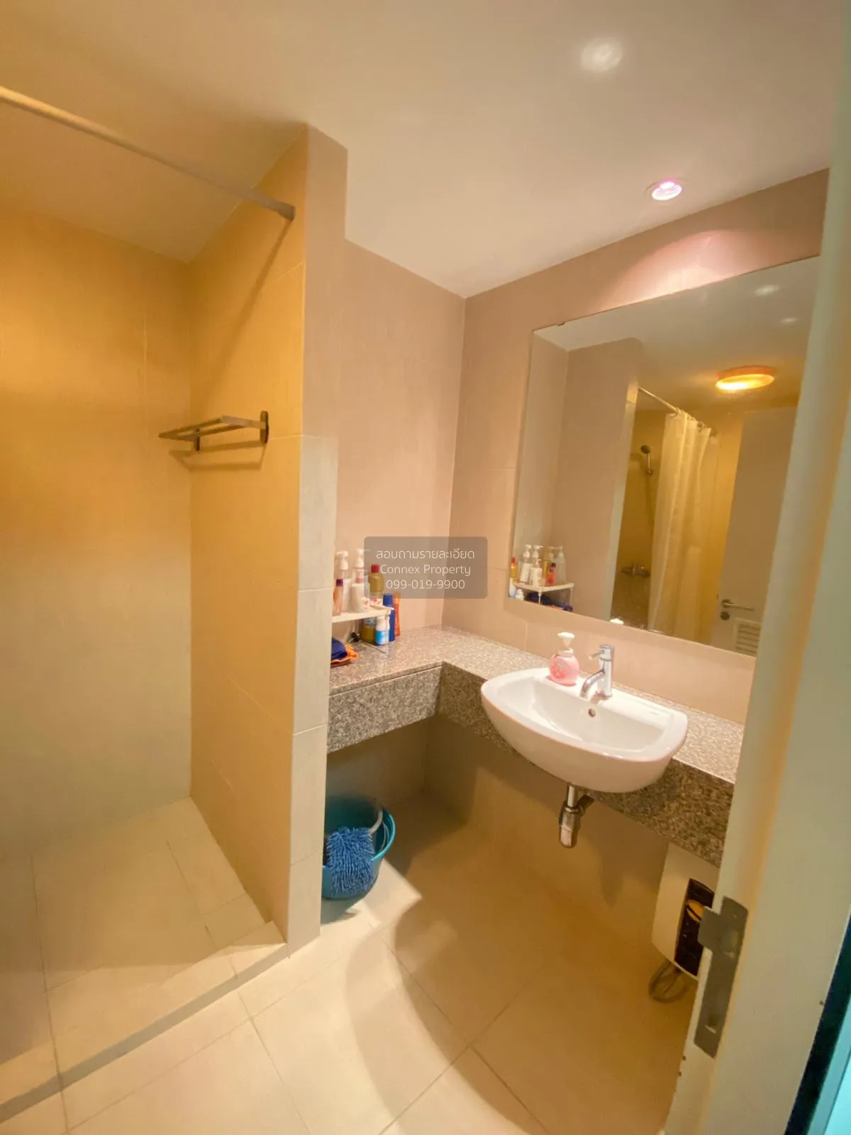 เช่าคอนโด  เดอะ โคลเวอร์ ทองหล่อ BTS-ทองหล่อ คลองตันเหนือ เขต วัฒ