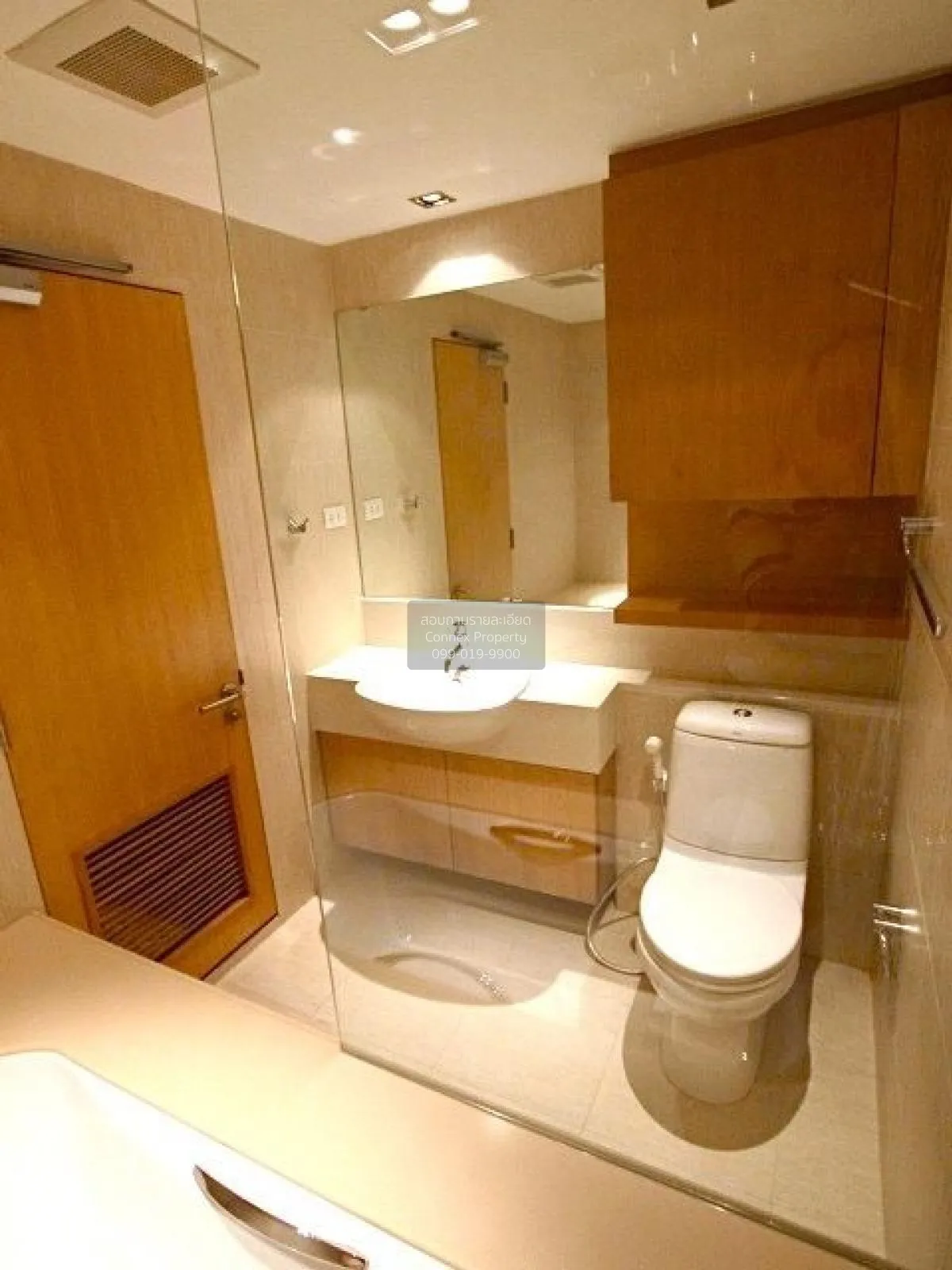 เช่าคอนโด  เดอะ โคลเวอร์ ทองหล่อ BTS-ทองหล่อ คลองตันเหนือ เขต วัฒ