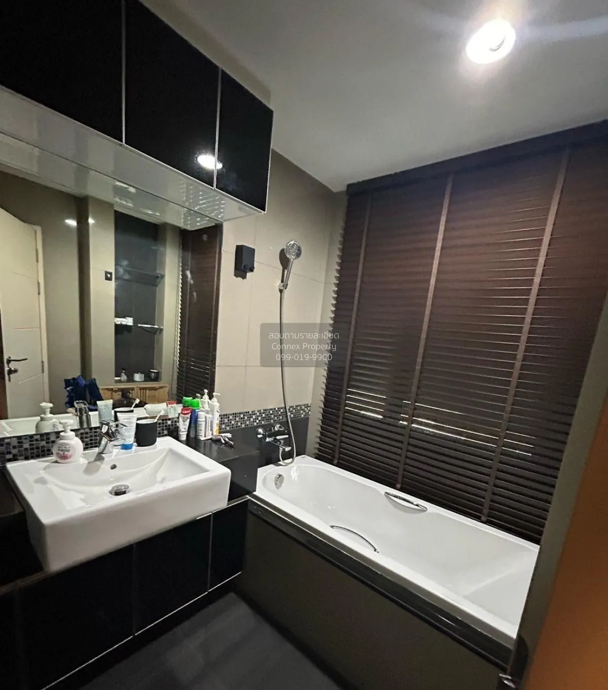 ขายคอนโด  เดอะ เครสท์ สุขุมวิท 34 BTS-ทองหล่อ คลองตัน เขต คลองเตย